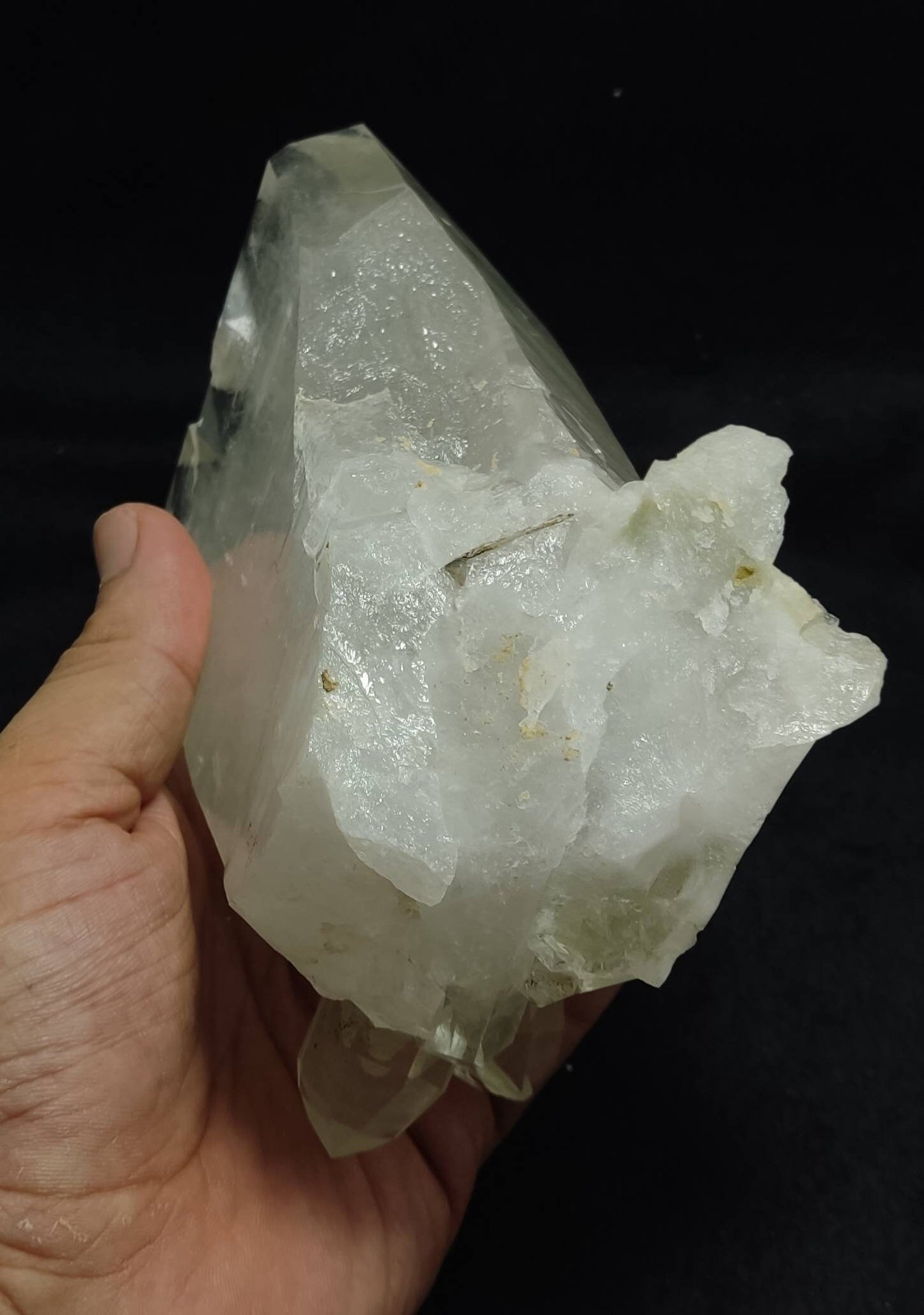 Natural terminated Quartz crystals cluster with chlorite inclusions 1460 grams