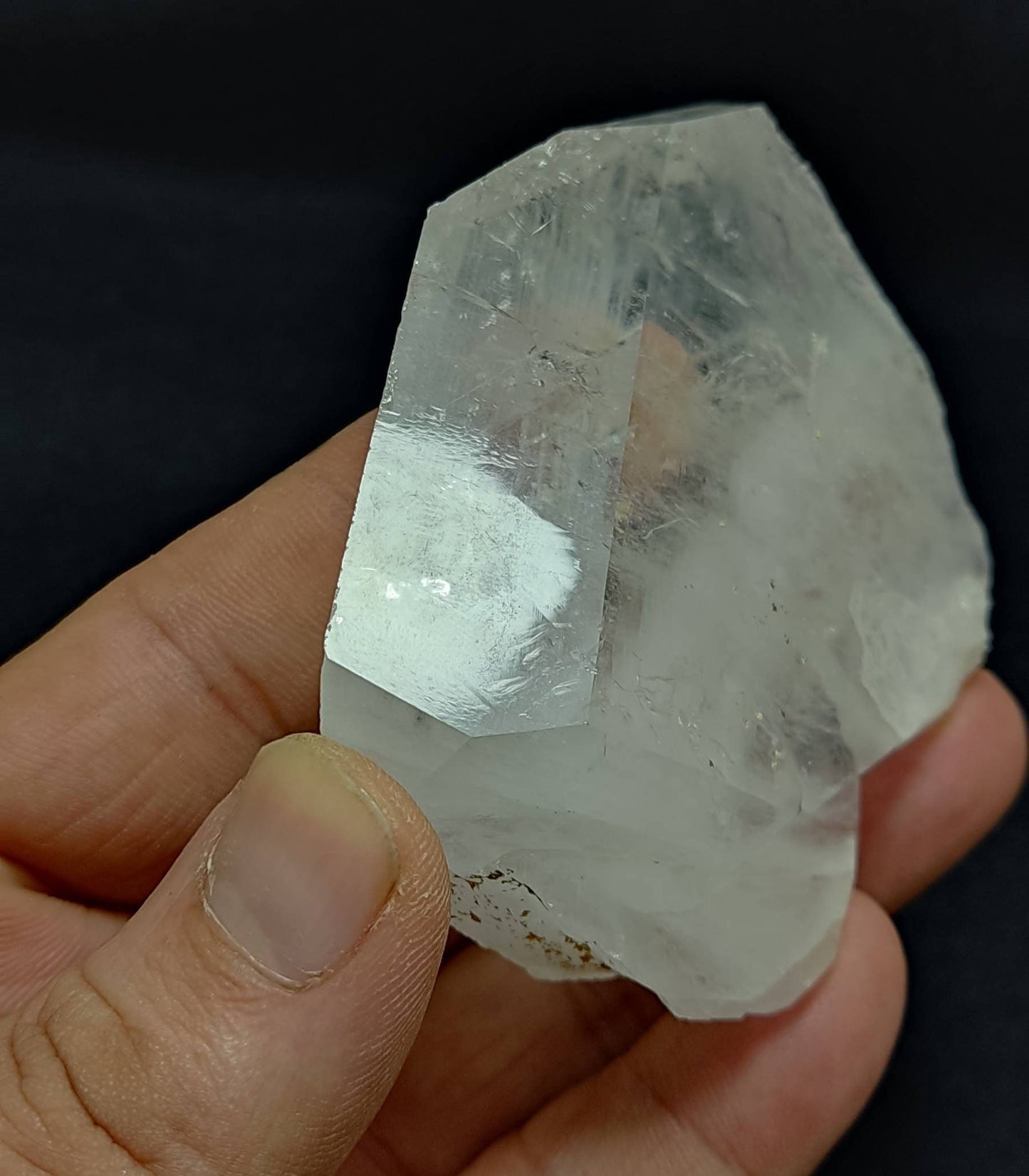 Clear faden quartz crystal 161 grams