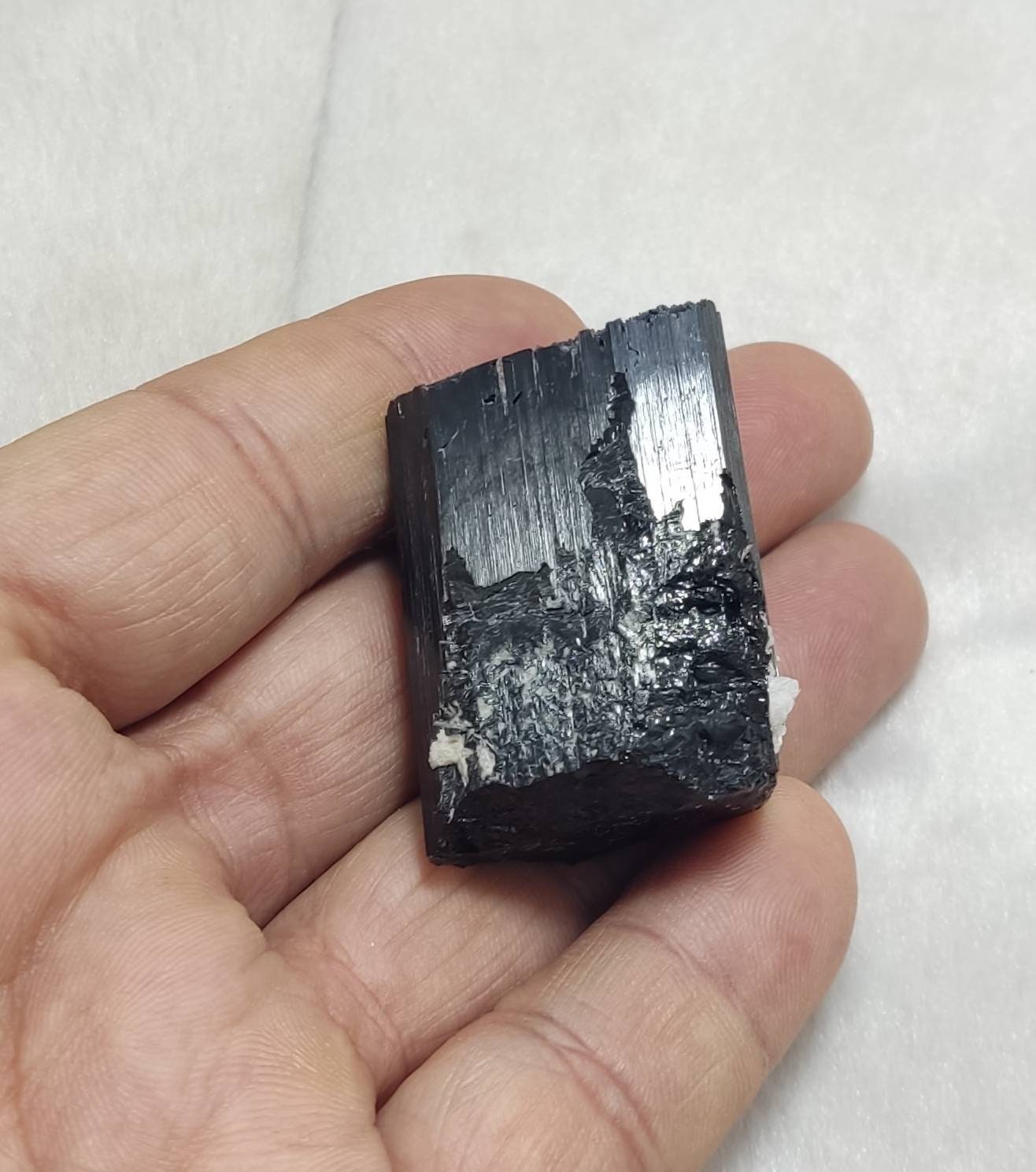 An Amazing terminated Natural schorl crystal 69 grams