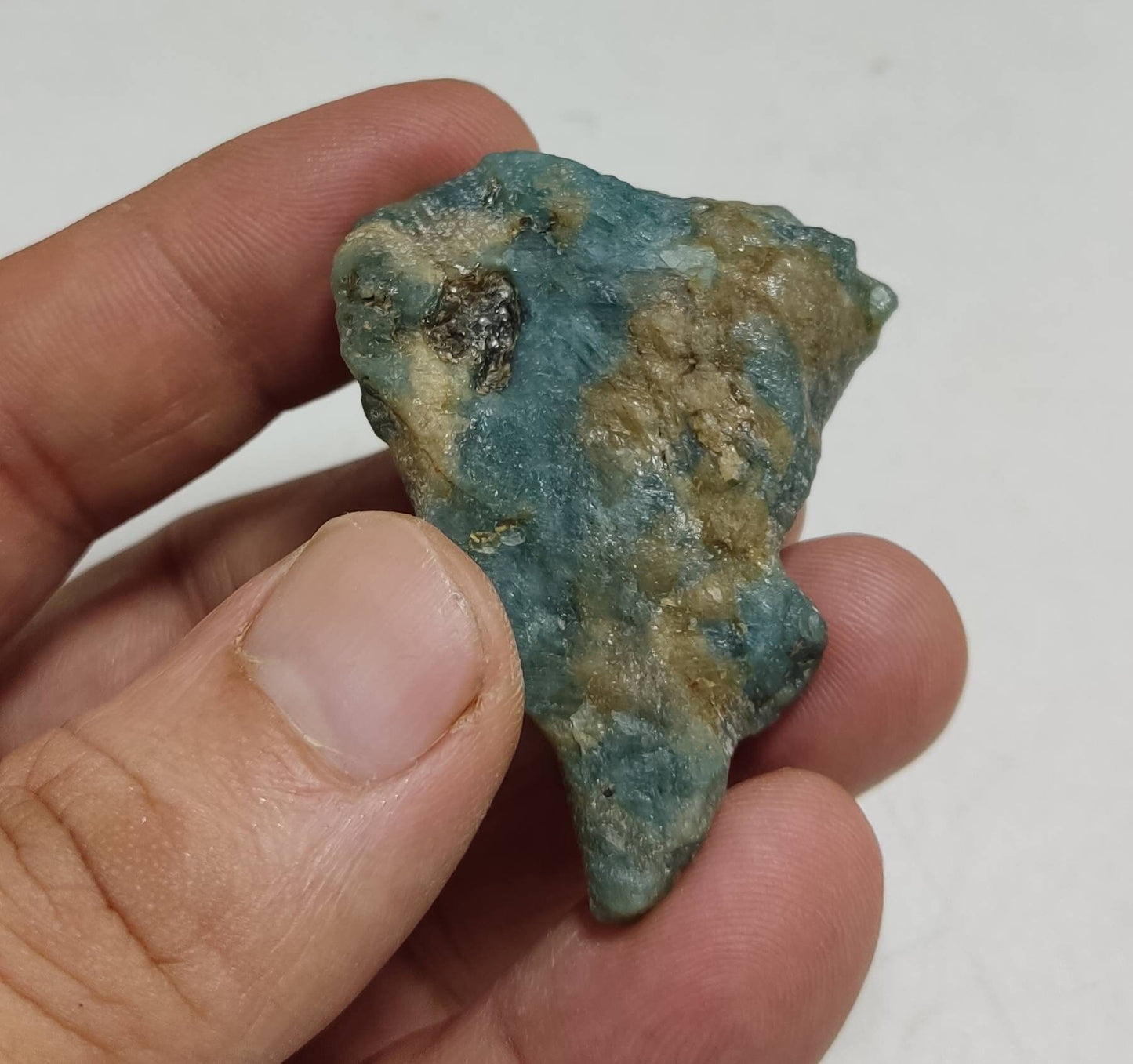 rare Grandidierite rough piece good color 36 grams