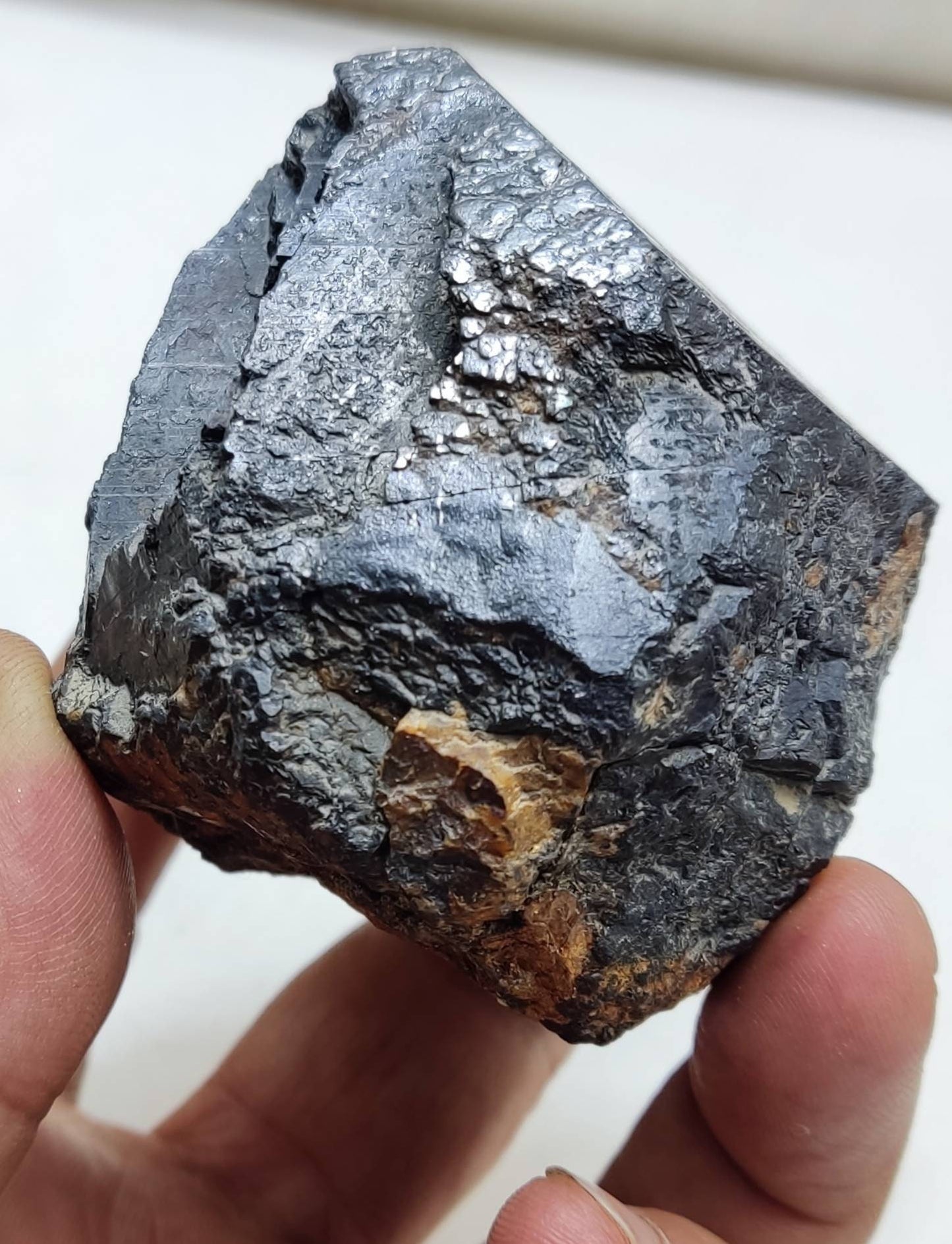 Hematite crystal with Bastnäsite Bastnasite attachments 670 grams