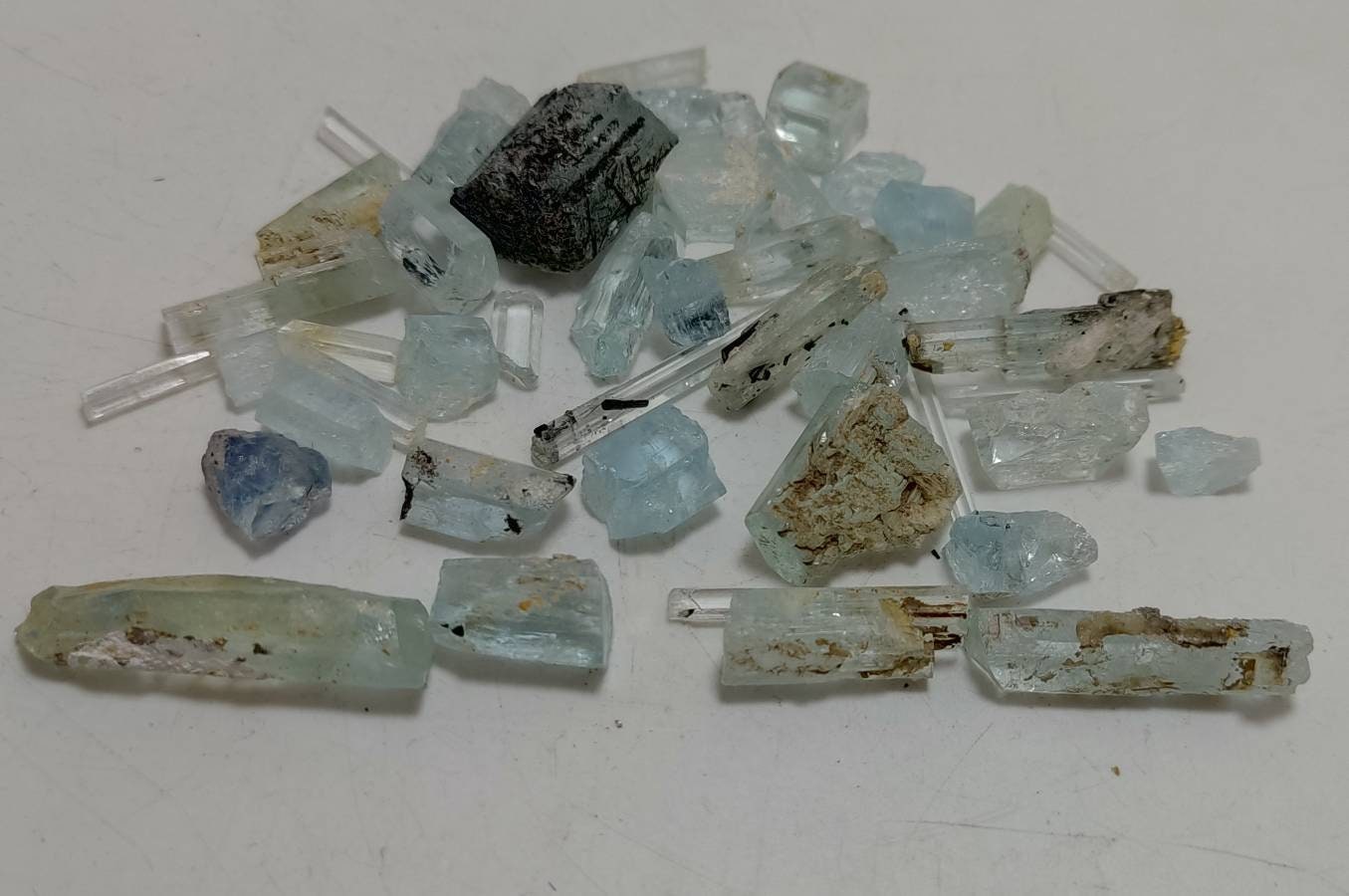 Aquamarine crystals lot 59 grams