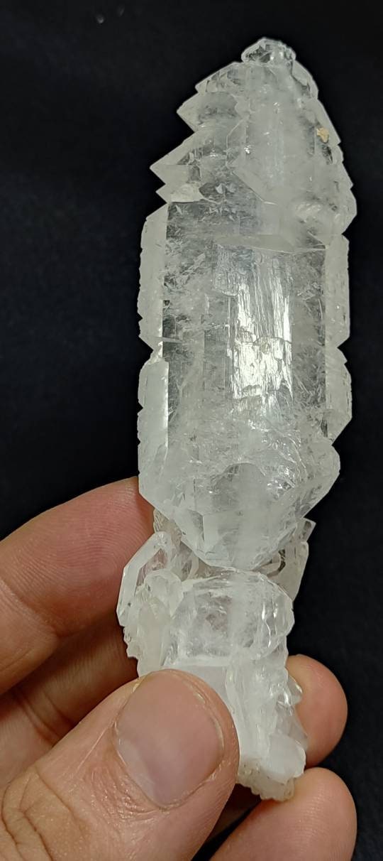 Clear faden quartz crystal 116 grams