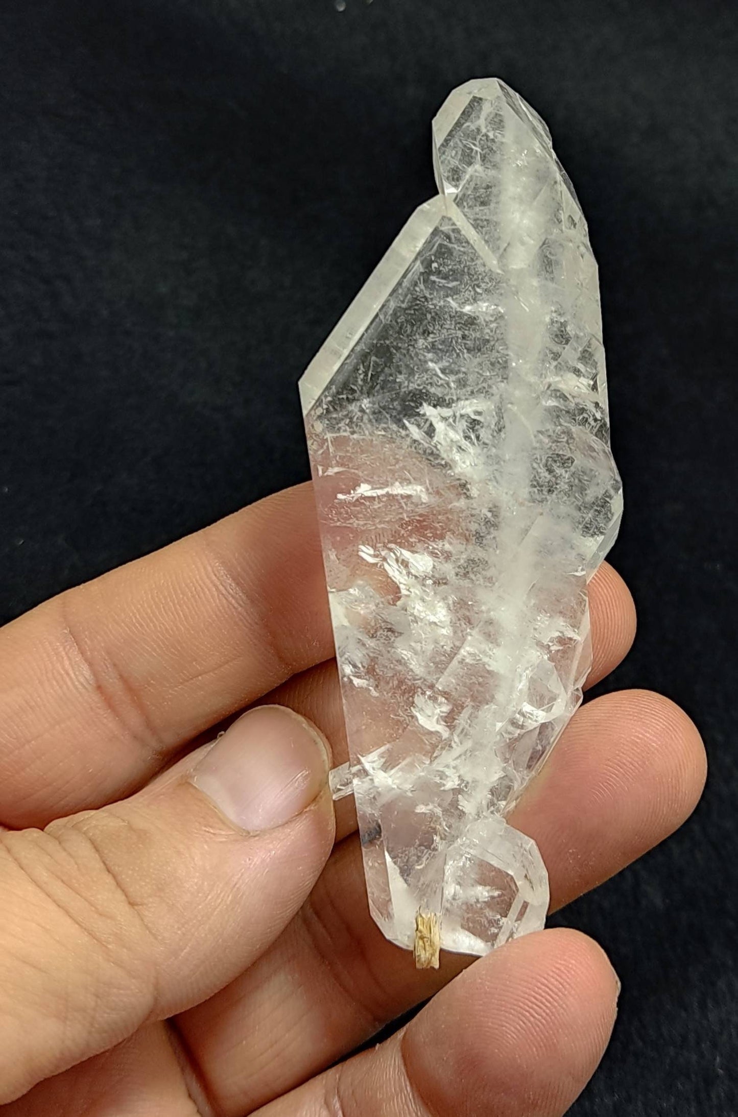 Clear faden quartz crystal 76 grams