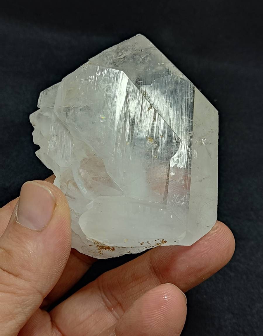 Clear faden quartz crystal 161 grams