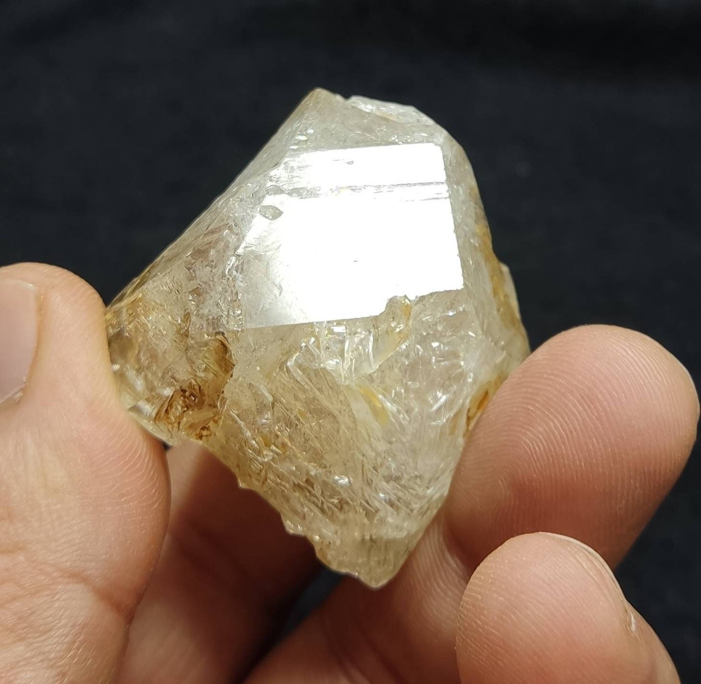 Fenster Quartz Crystal 64 grams