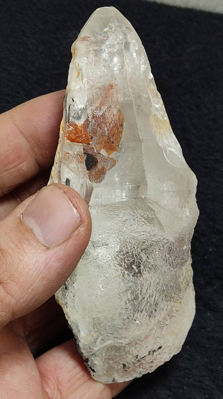 quartz crystal with Rutile sagenite inclusions 195 grams