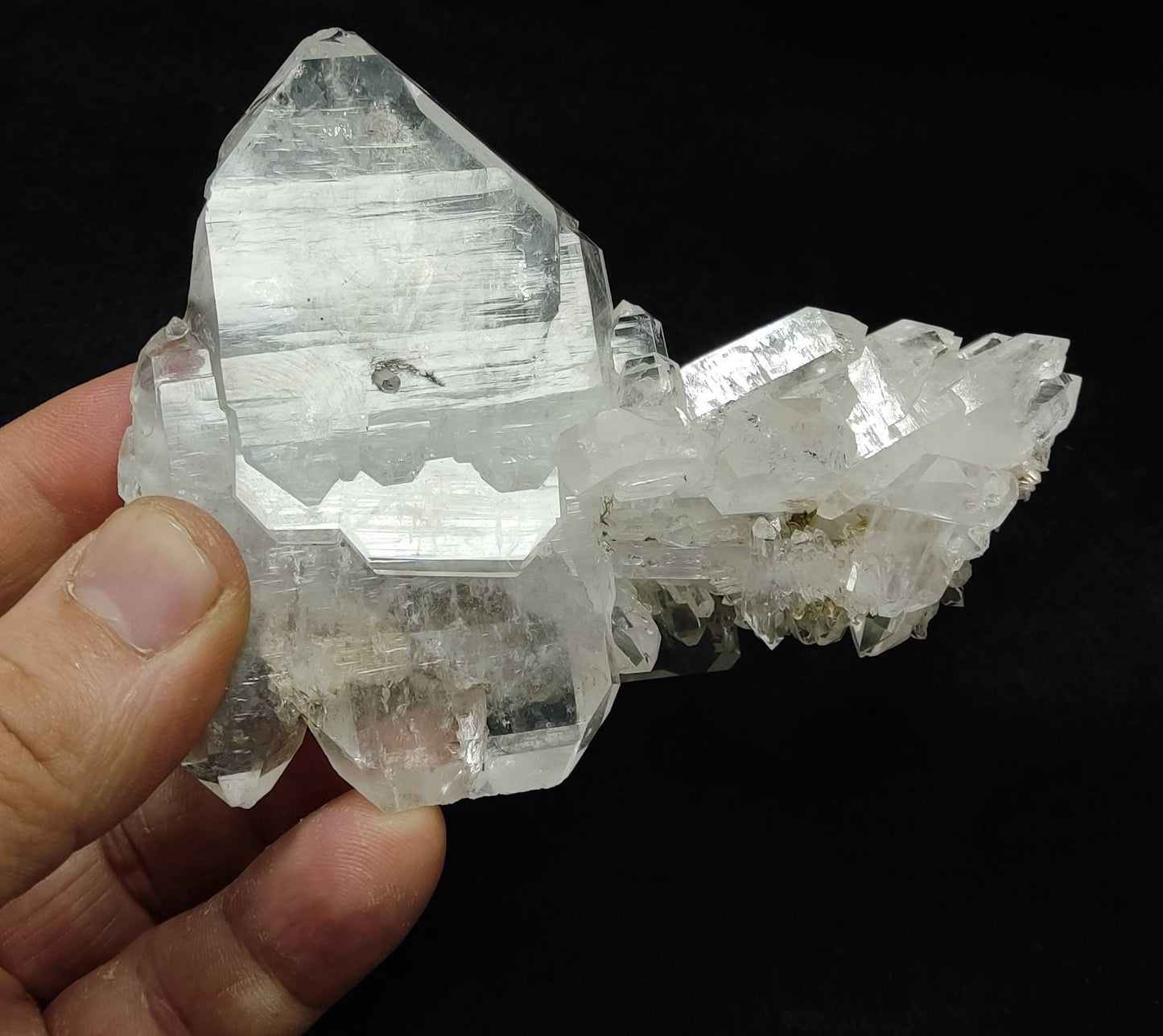 Single beautiful terminated Faden Brookite Scepter Quartz crystal specimen 225 grams