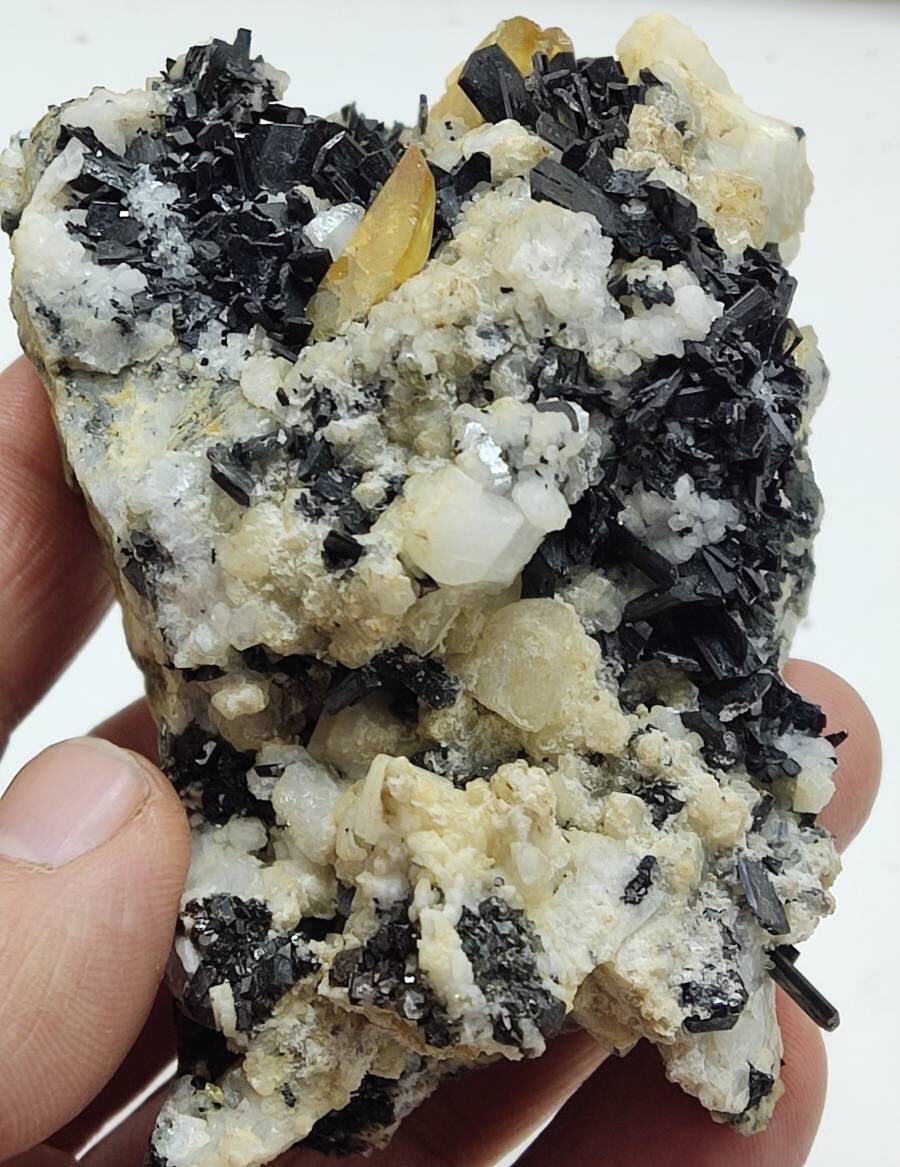 Titanite sphene clusters with actinolite or aegirine on matrix 252 grams