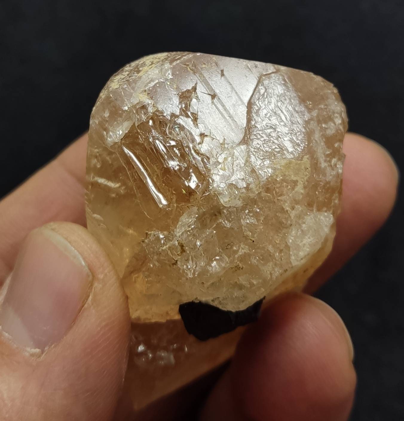 Single beautiful terminated peach color Topaz crystal 86 grams