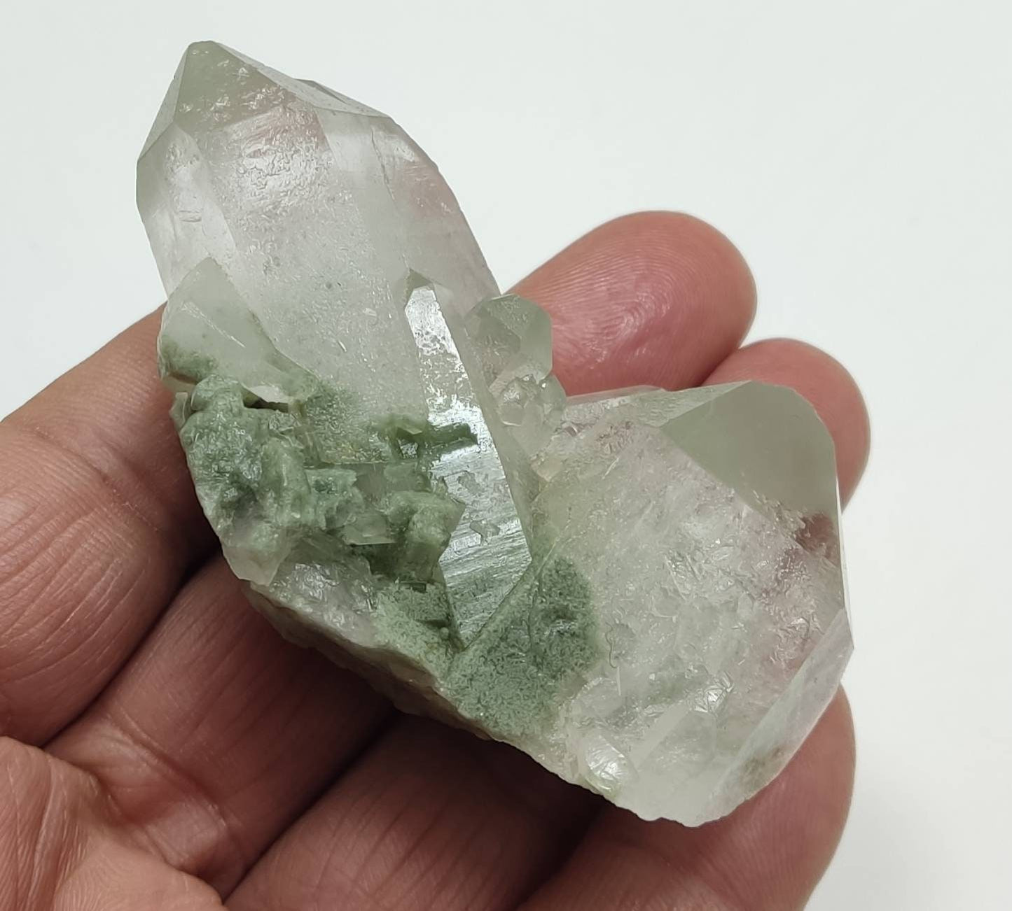 Natural terminated Chlorite Quartz crystals cluster 93 grams