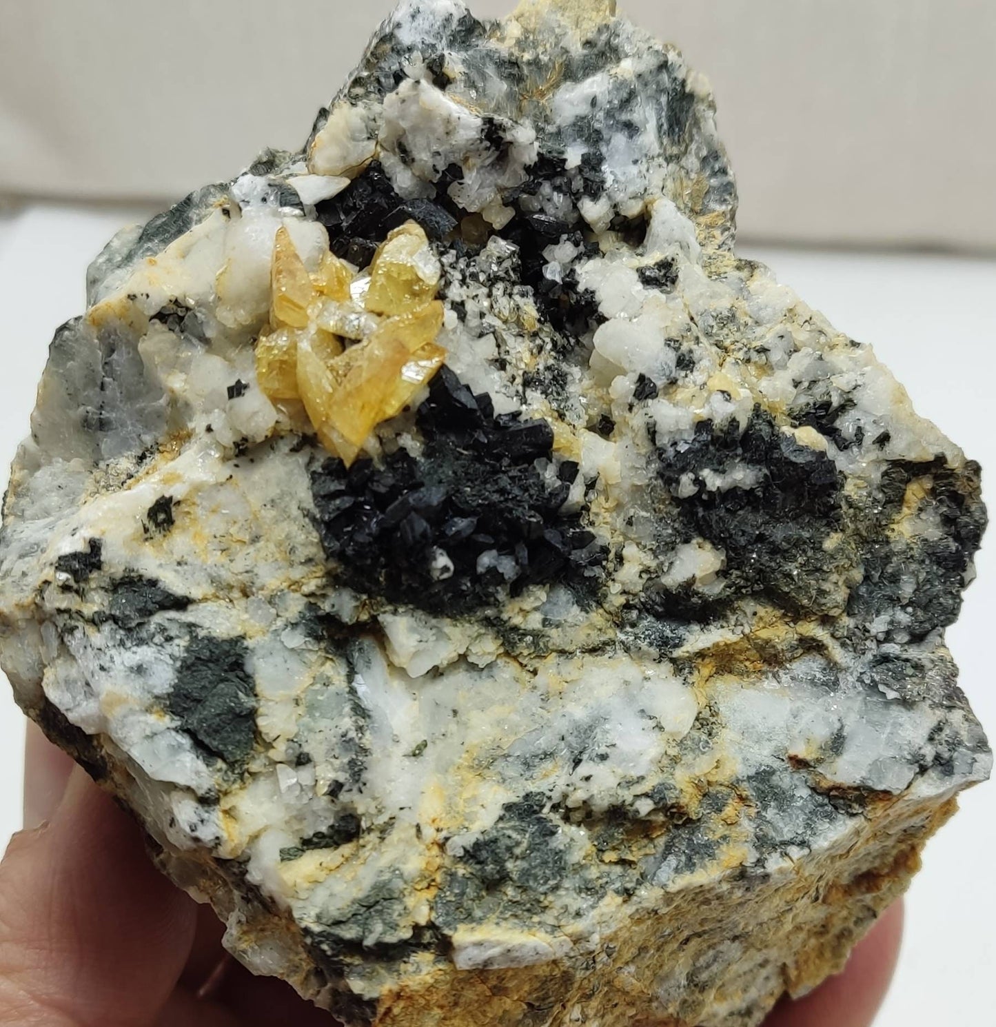 Titanite sphene clusters with actinolite or aegirine on matrix 602 grams