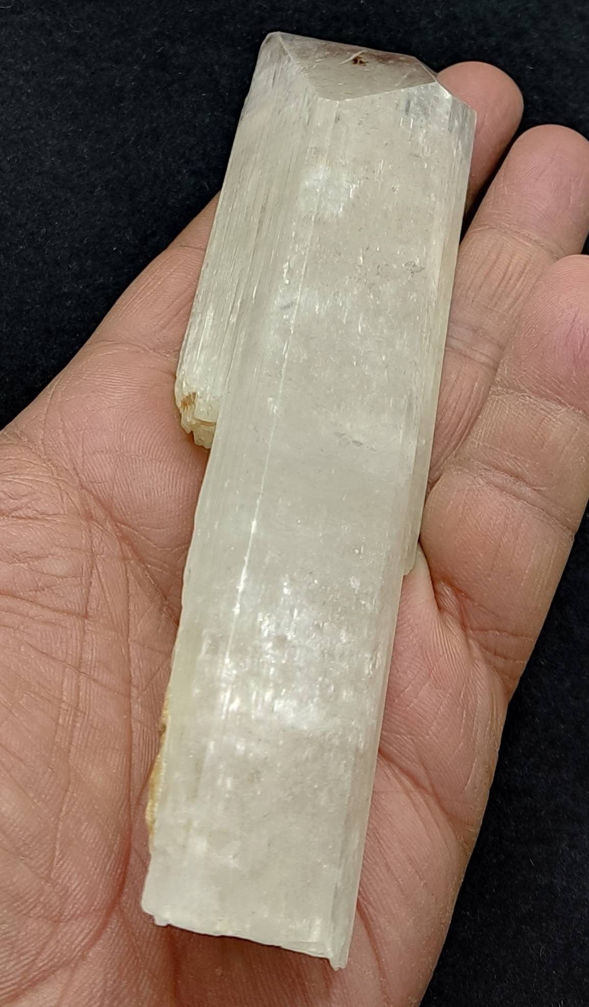 Natural elongated terminated spodumene crystal 322 grams