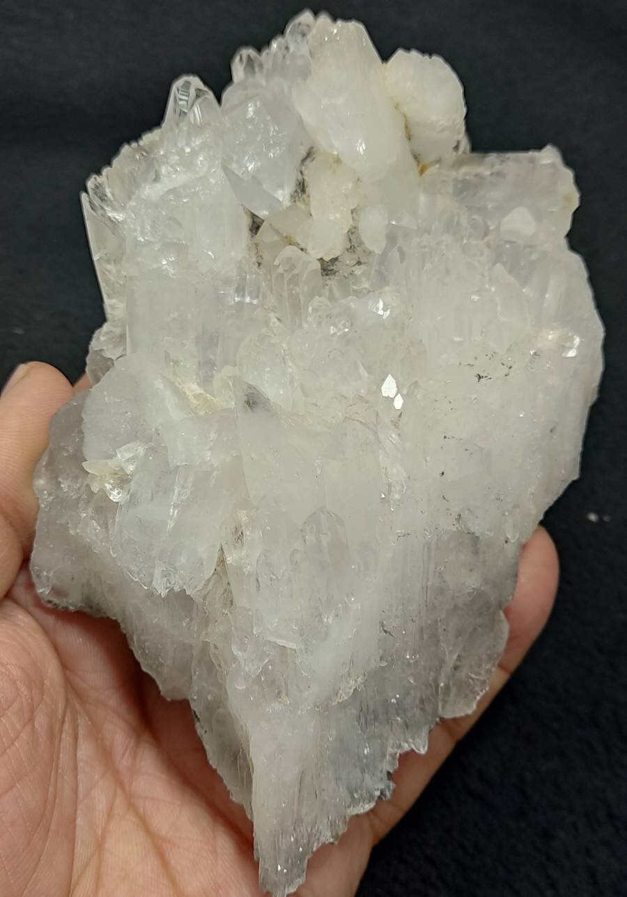 Chlorite Quartz crystals cluster 576 grams