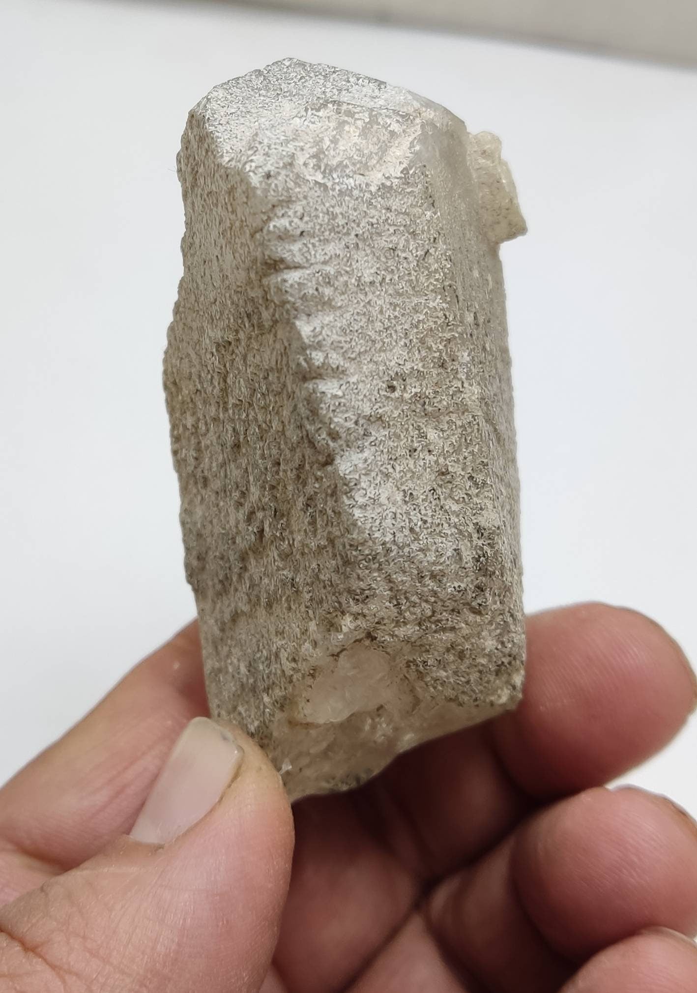 Gwindel Quartz Crystal 183 grams