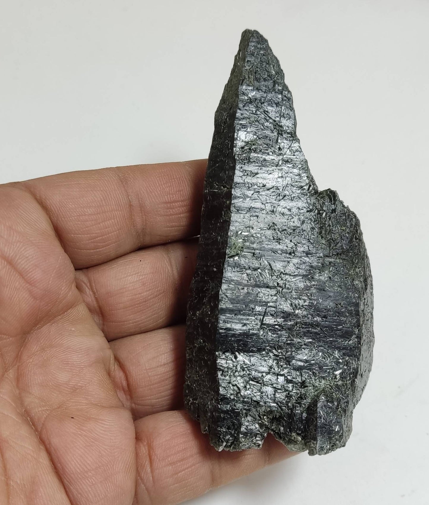 Natural terminated Chlorite Quartz crystal 148 grams