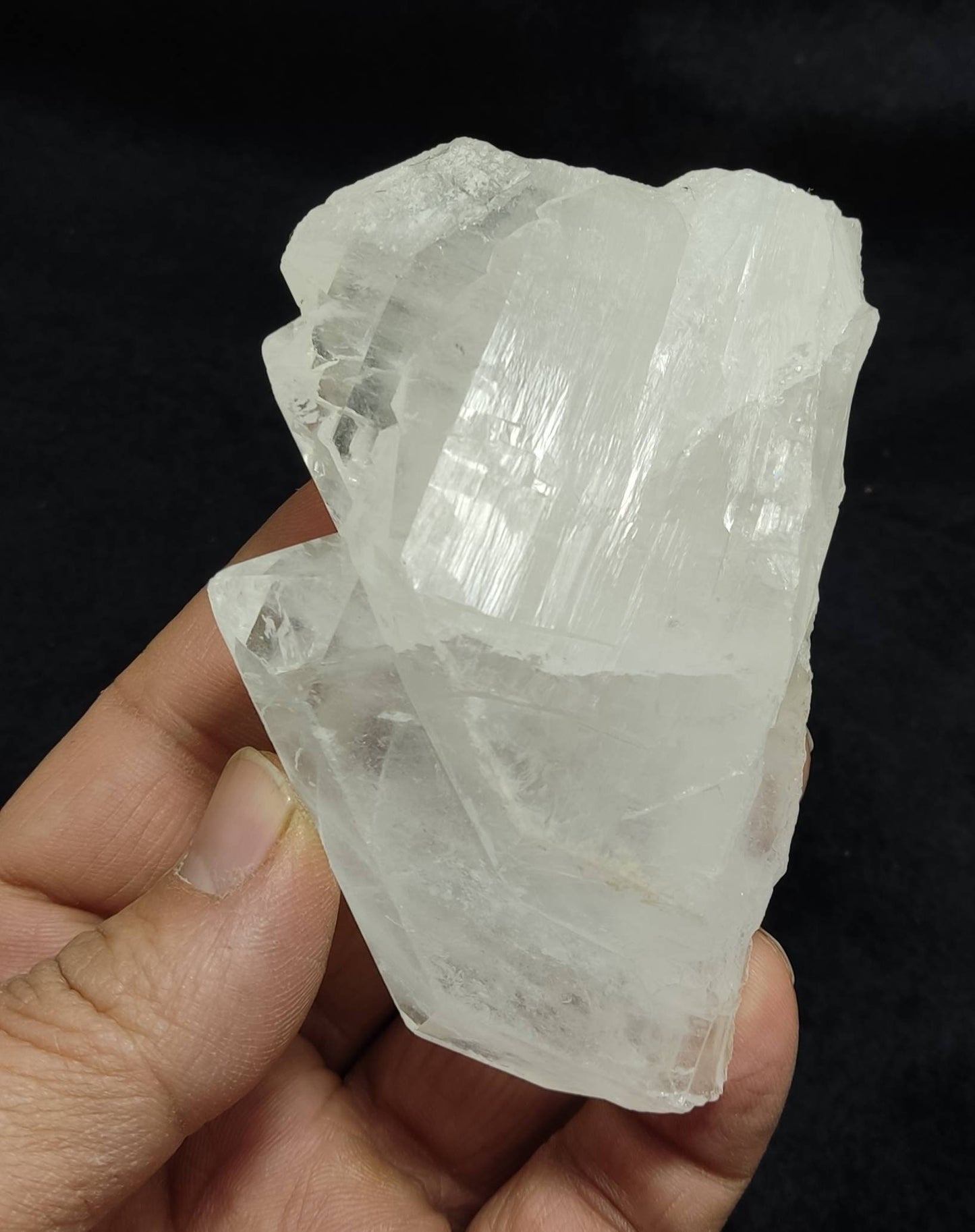 Clear faden quartz crystal 249 grams