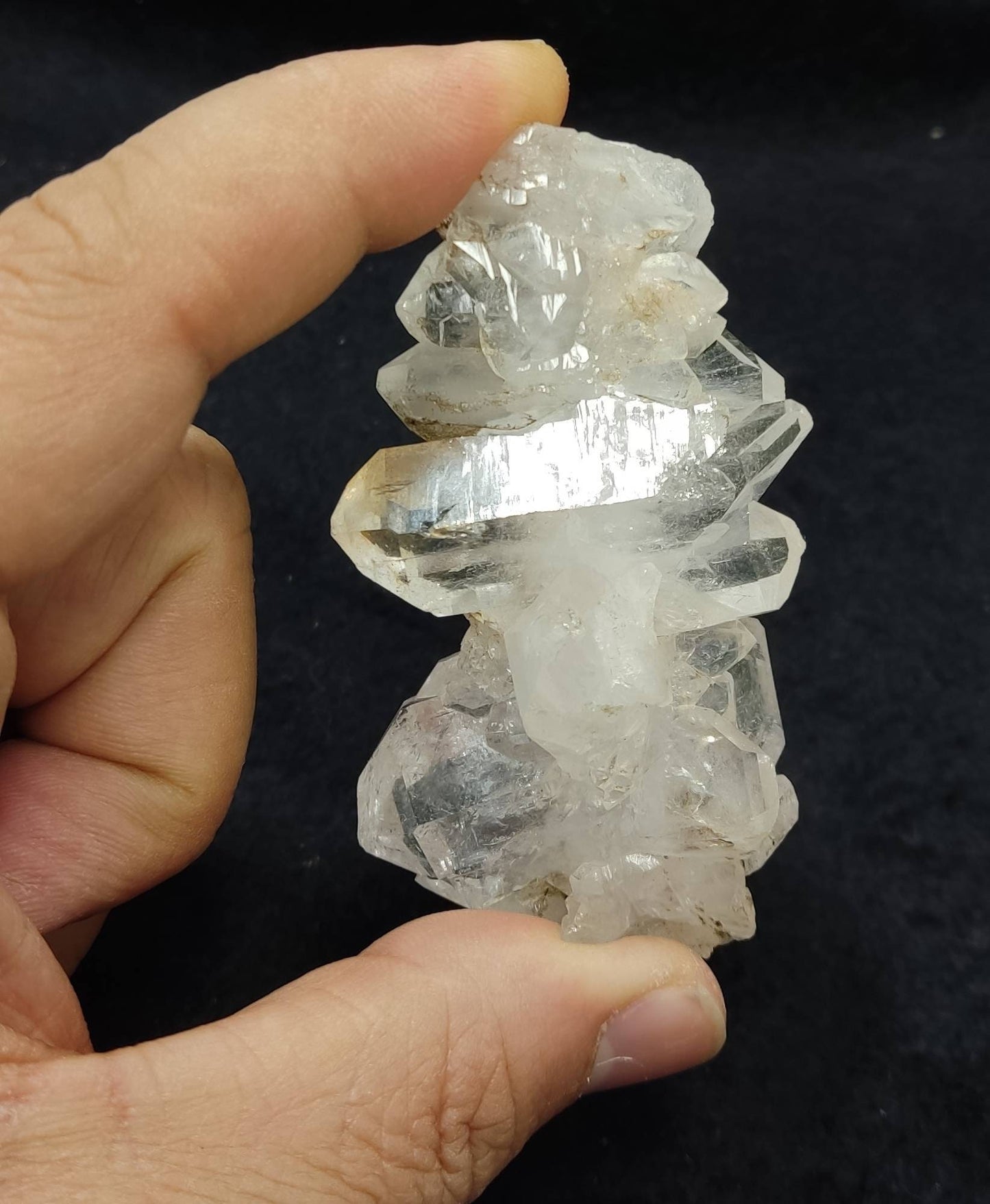 Clear faden quartz crystal 56 grams