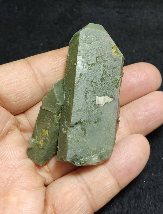 Chlorite quartz twin crystals 65 grams