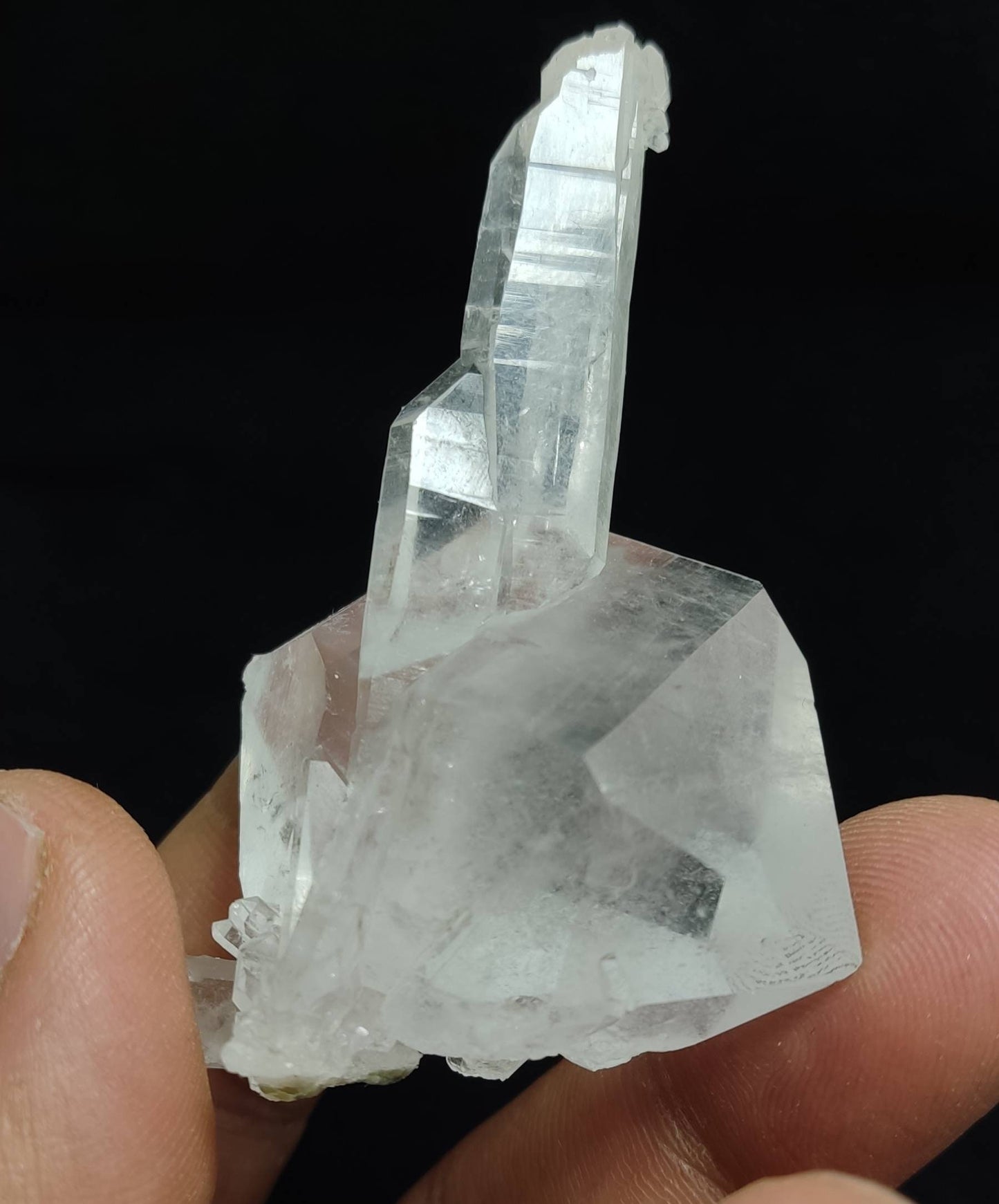 Clear faden quartz crystal with scepter formations 48 grams