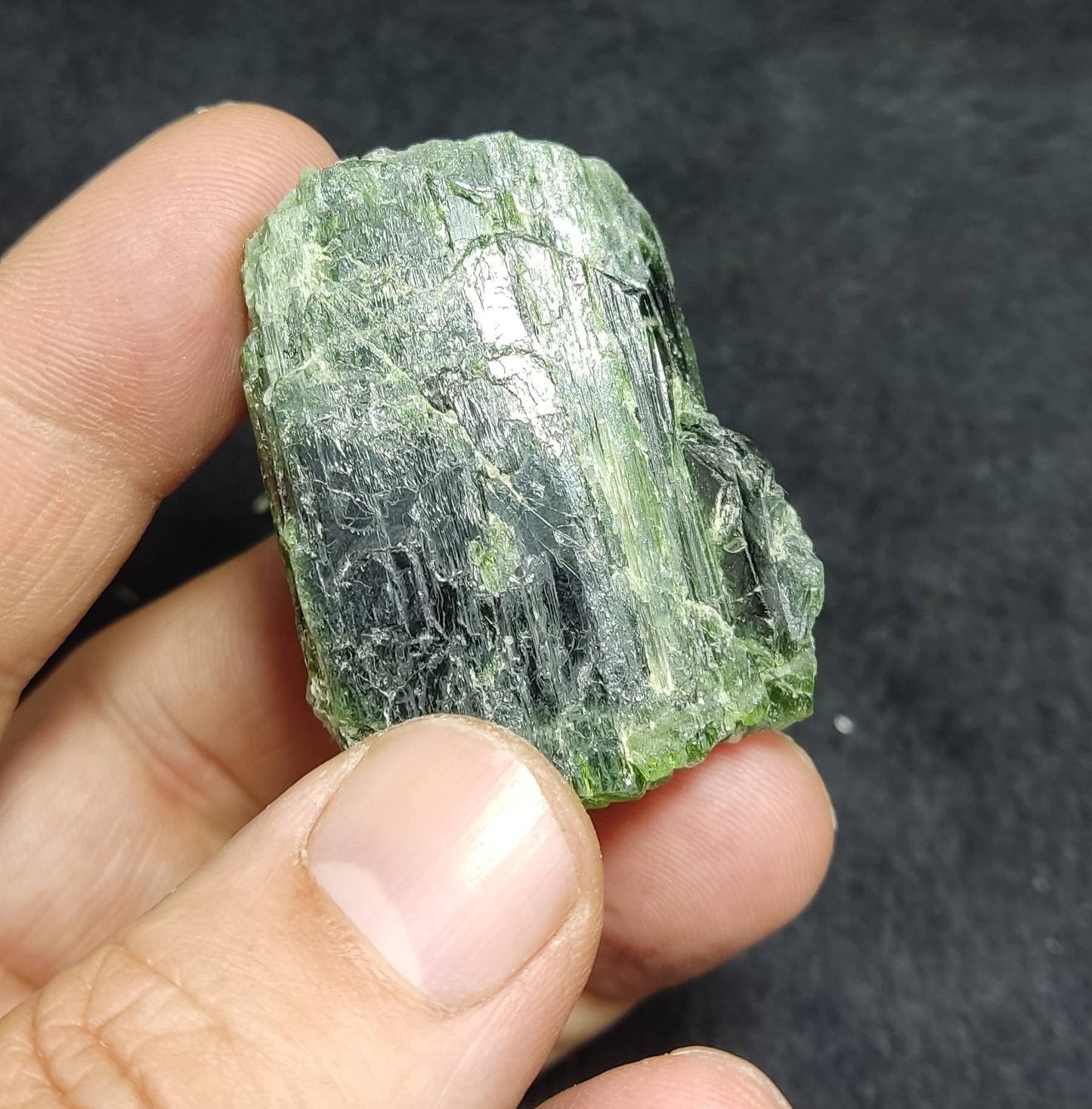 An amazing specimen of diopside crystal 62 grams