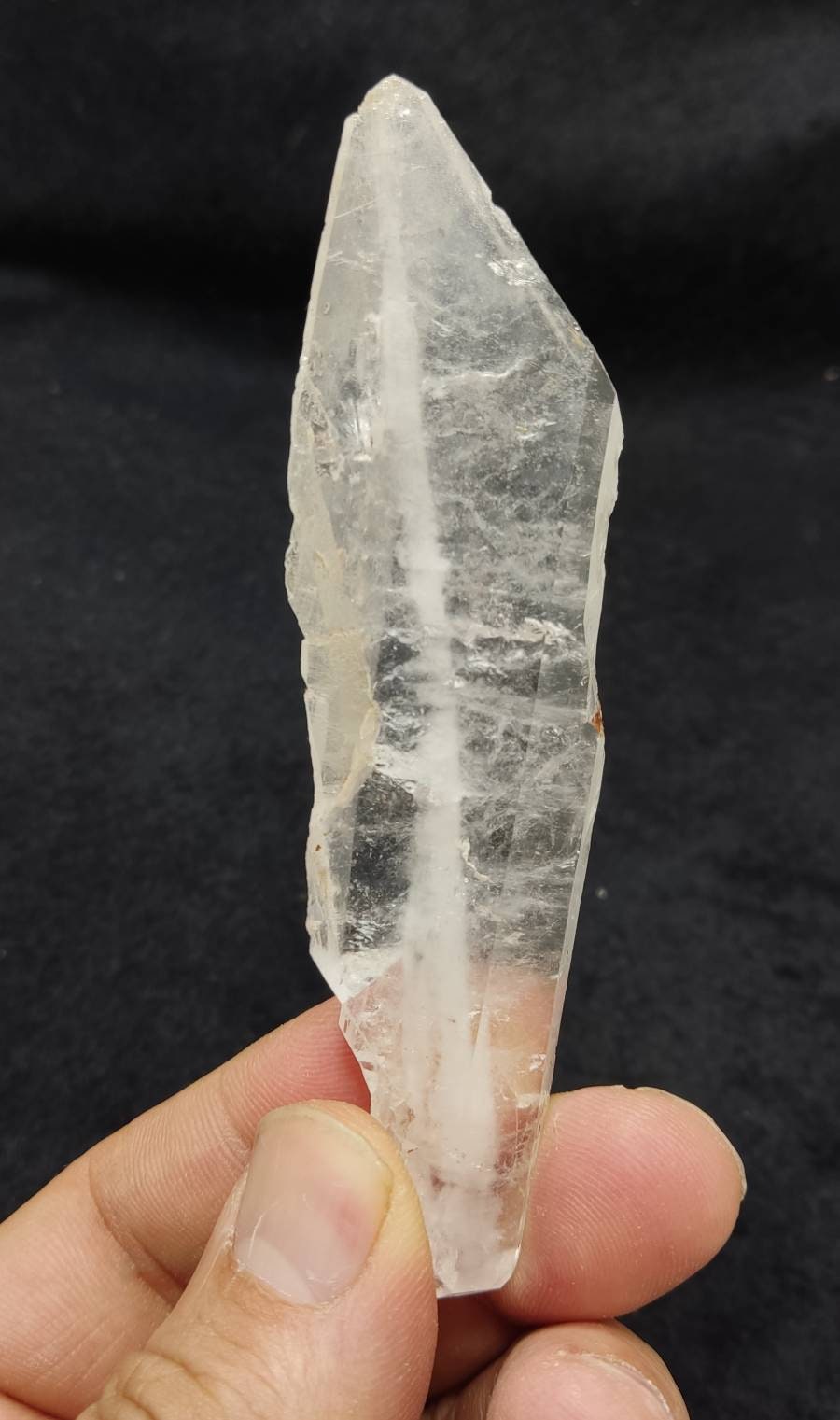 Clear faden quartz crystal 47 grams