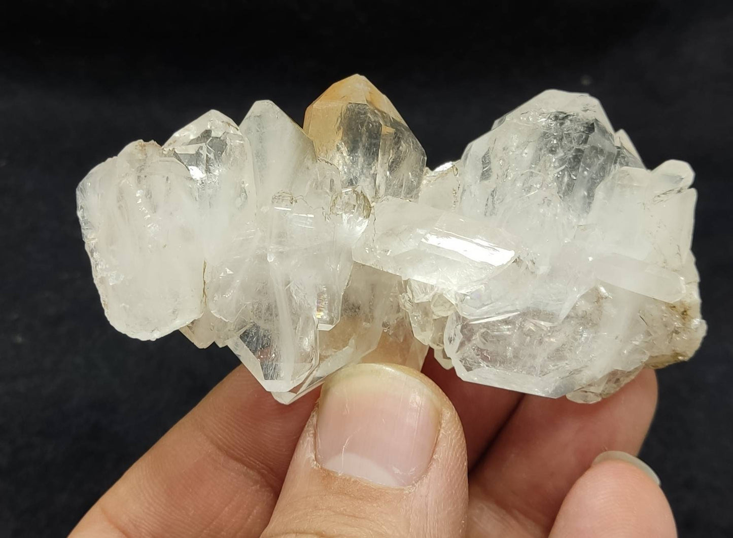 Clear faden quartz crystal 56 grams