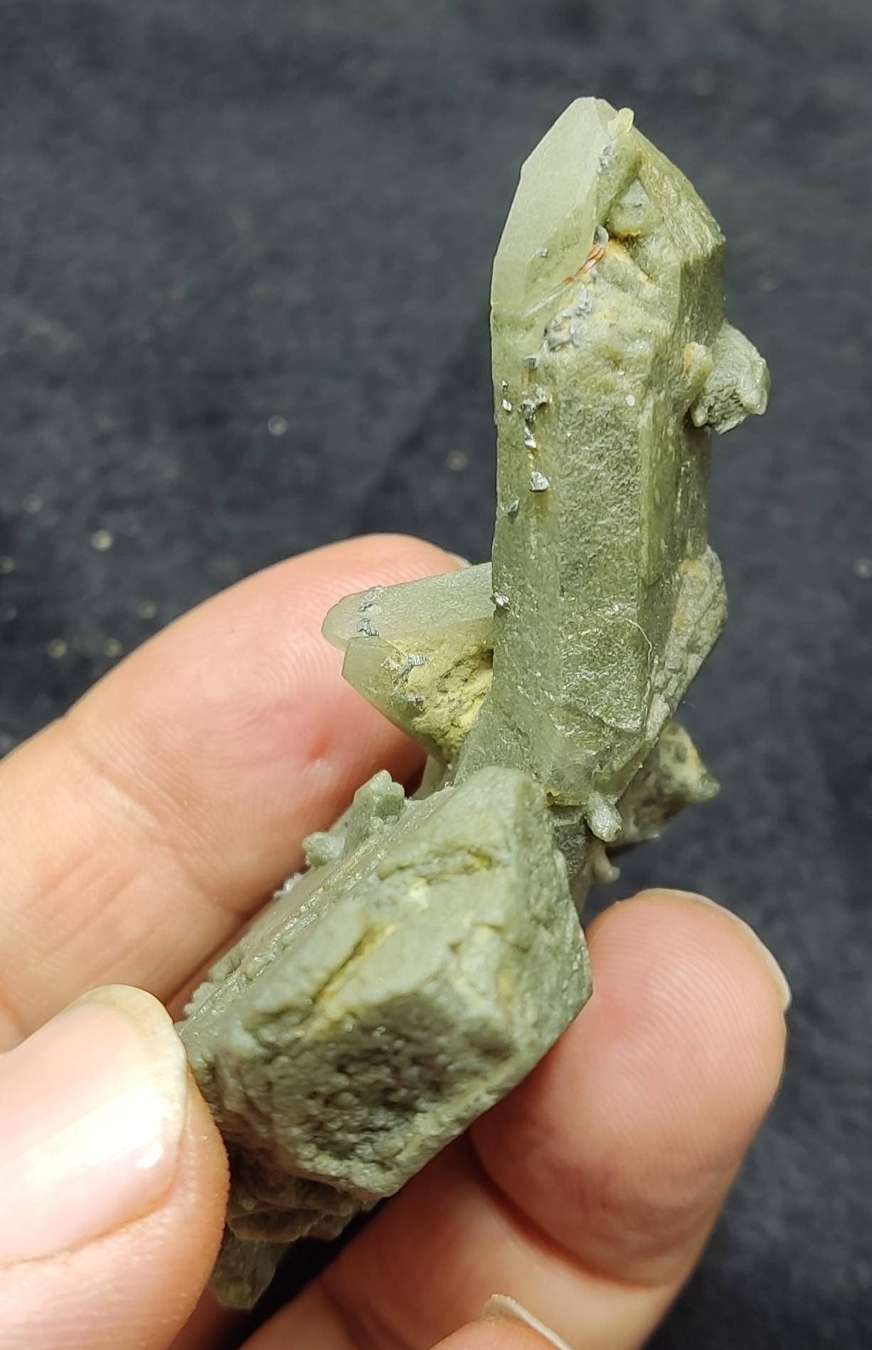 Chlorite Quartz with small brookite 63 grams