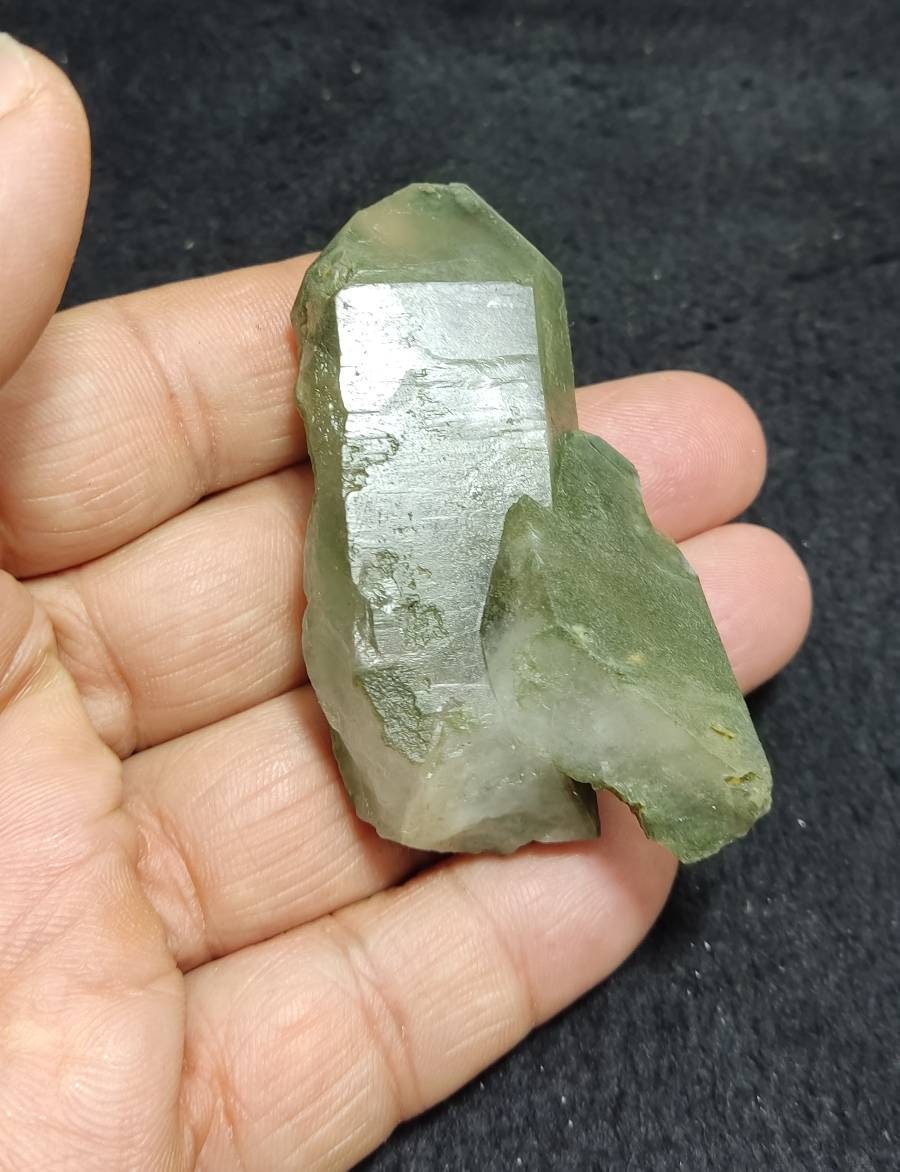 Chlorite quartz twin crystals 65 grams