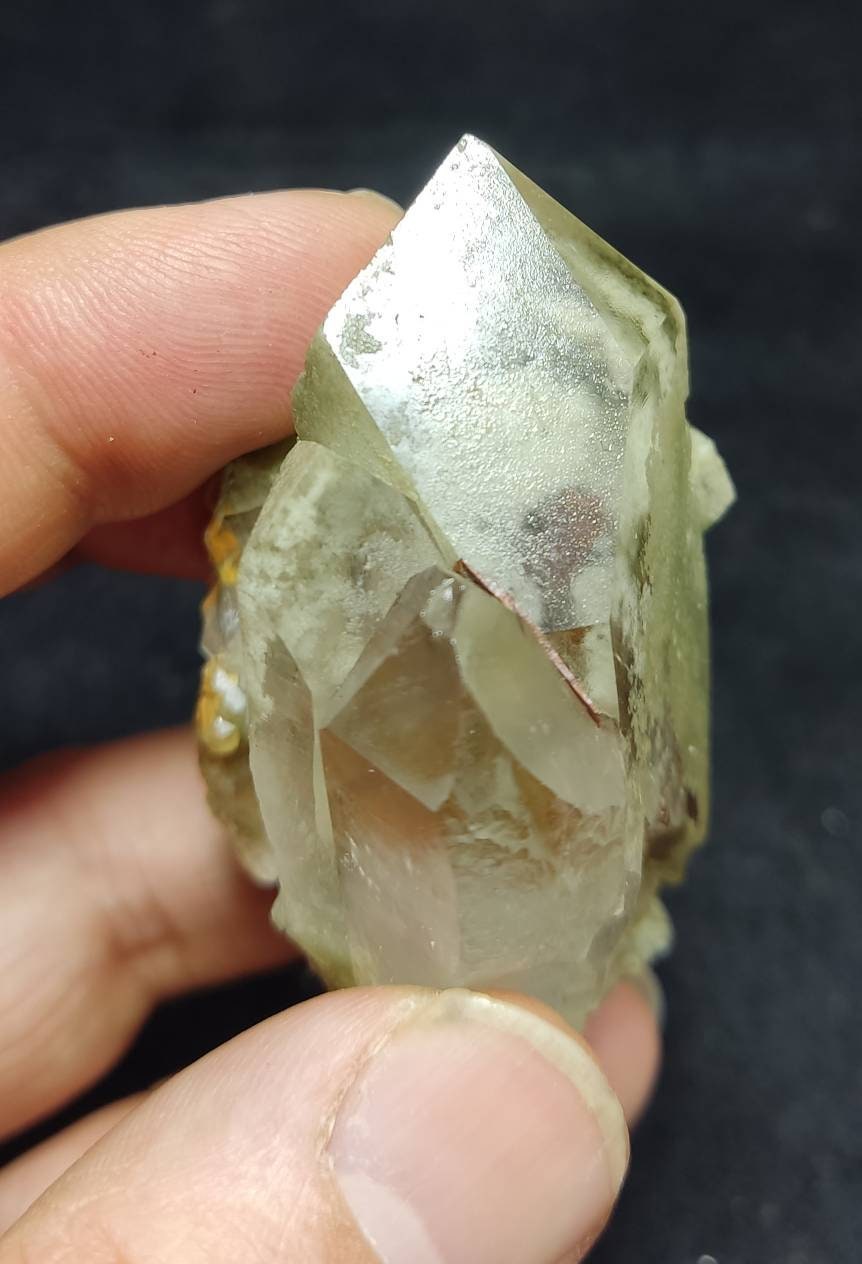 Chlorite Quartz with brookite 91 grams