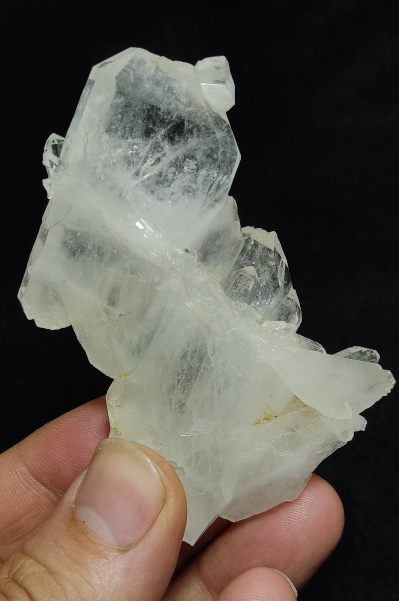 Single beautiful terminated Faden Quartz crystals specimen 83 grams