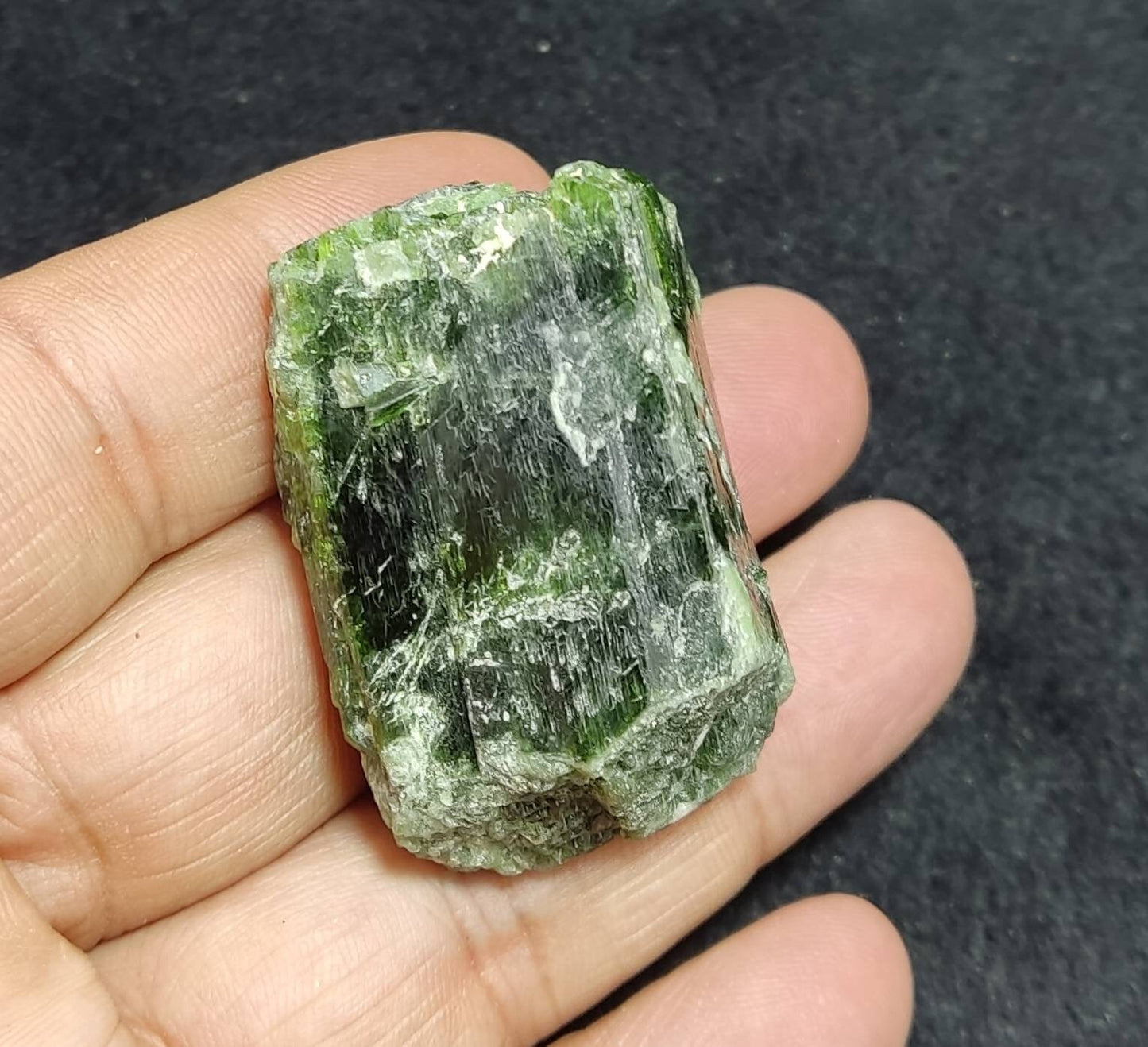 An amazing specimen of diopside crystal 62 grams