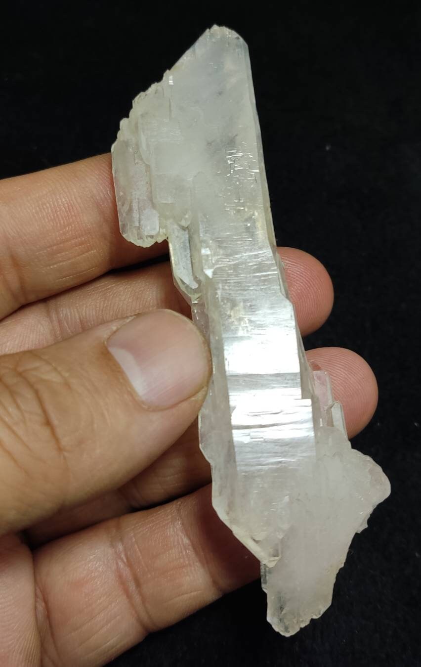 Single beautiful terminated Faden Quartz crystal specimen 44 grams