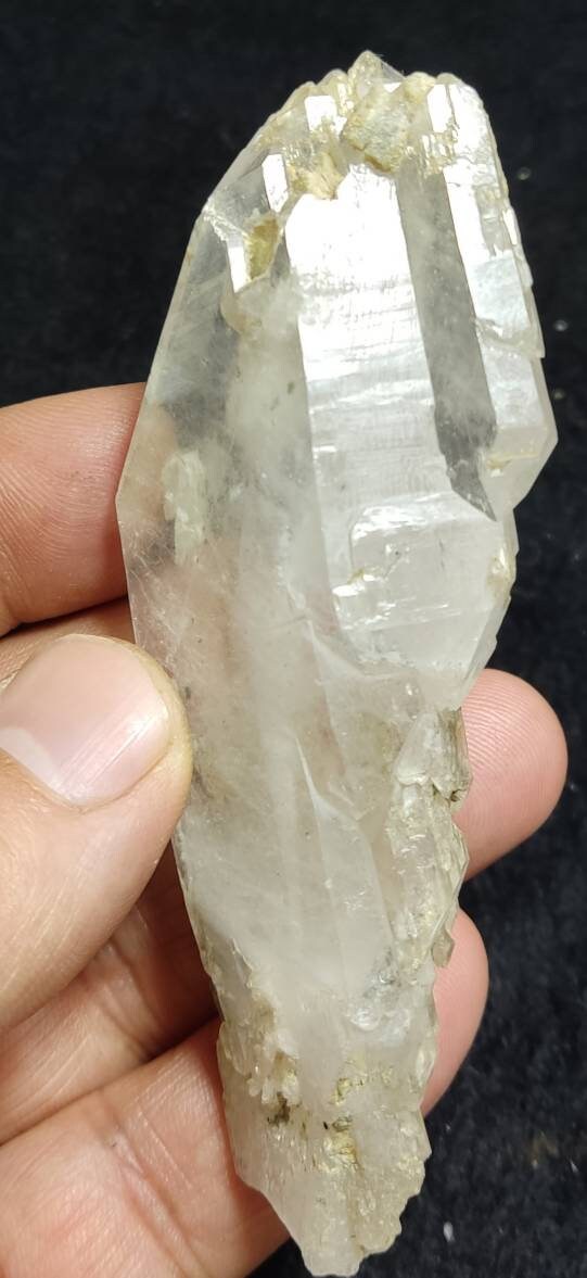 Single beautiful terminated Faden Quartz crystal specimen 79 grams