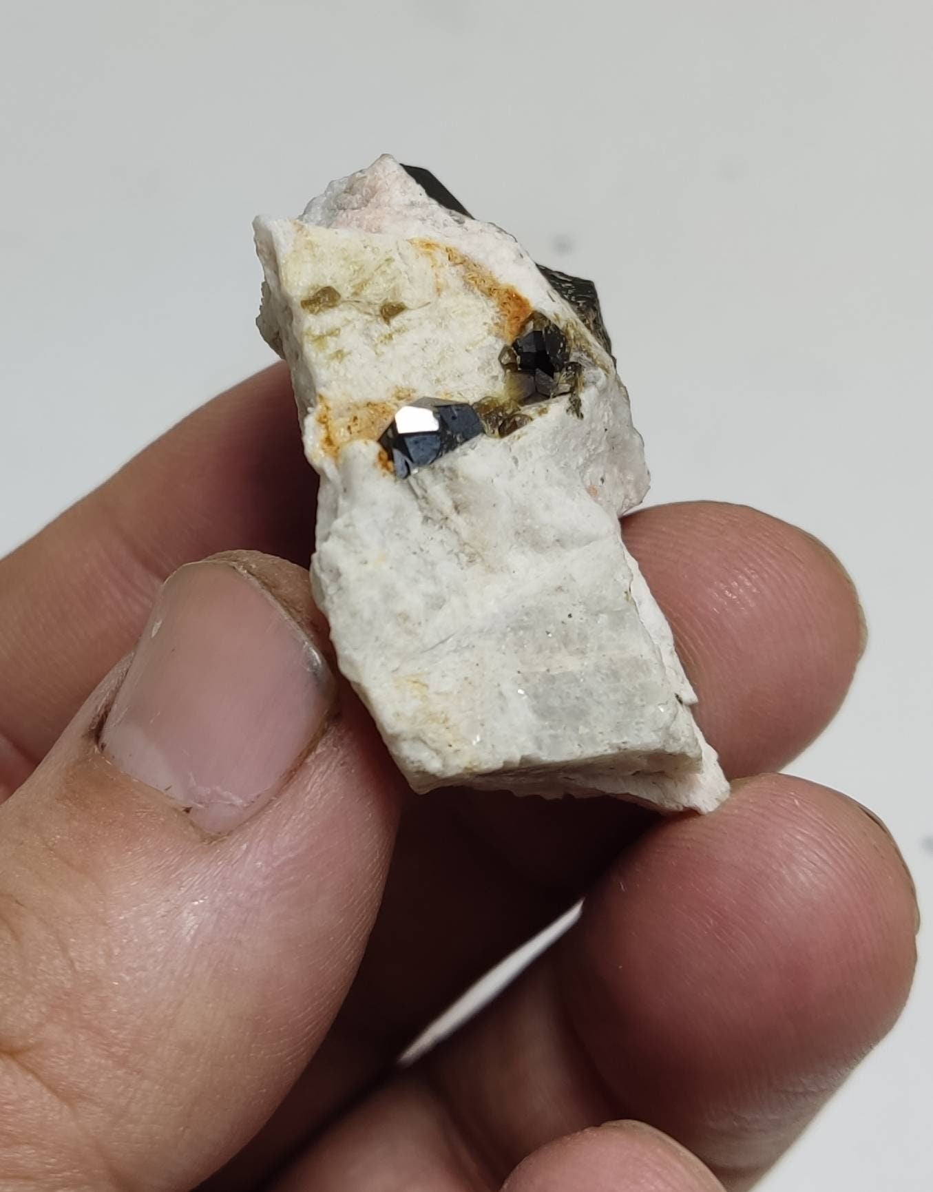 Garnet variety andradite specimen 27 grams