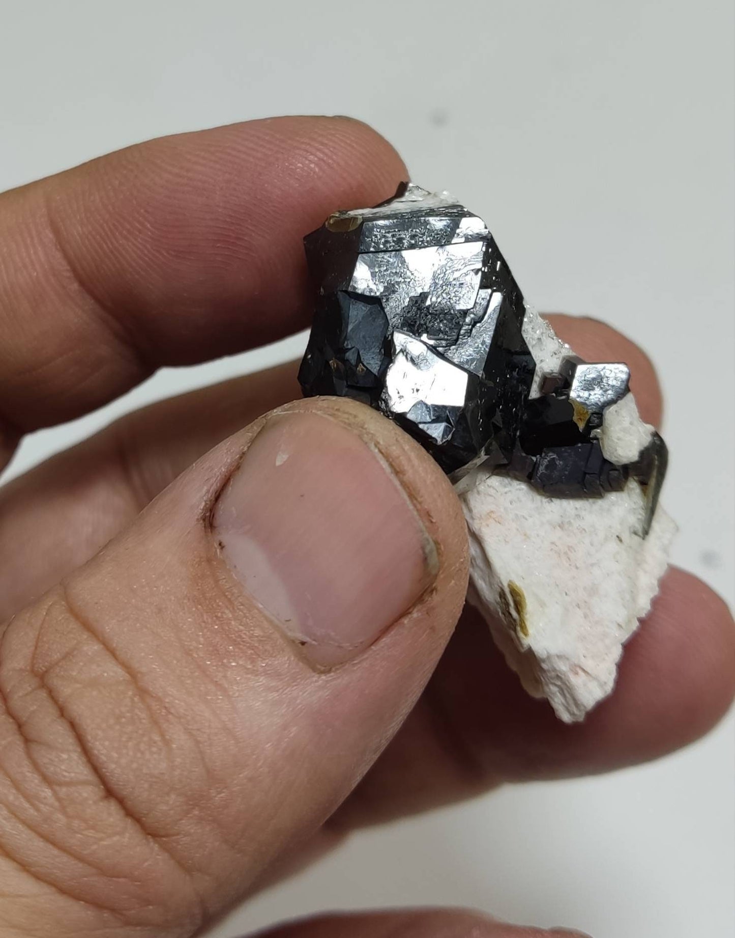 Garnet variety andradite specimen 27 grams