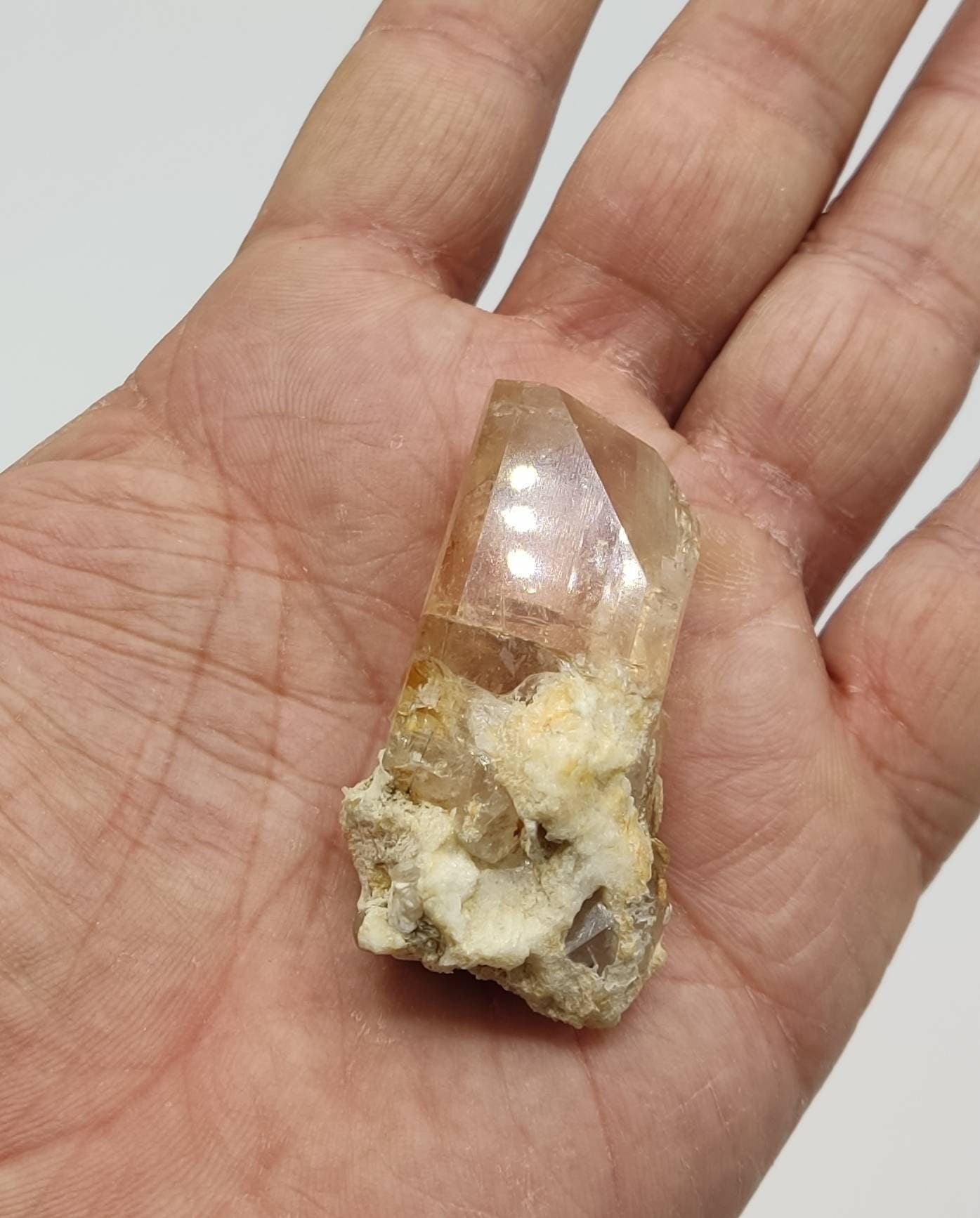 REPAIRED light peach color Topaz crystal 46 grams