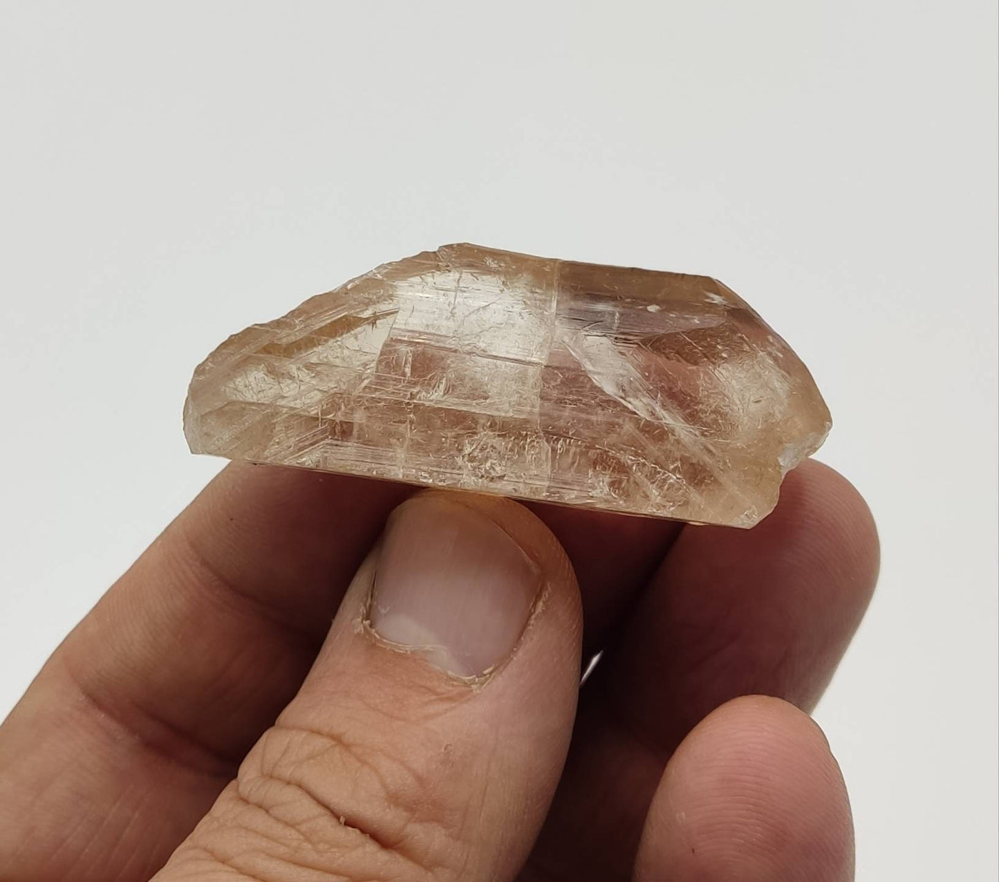 Single beautiful terminated gemmy peach color Topaz crystal 32 grams
