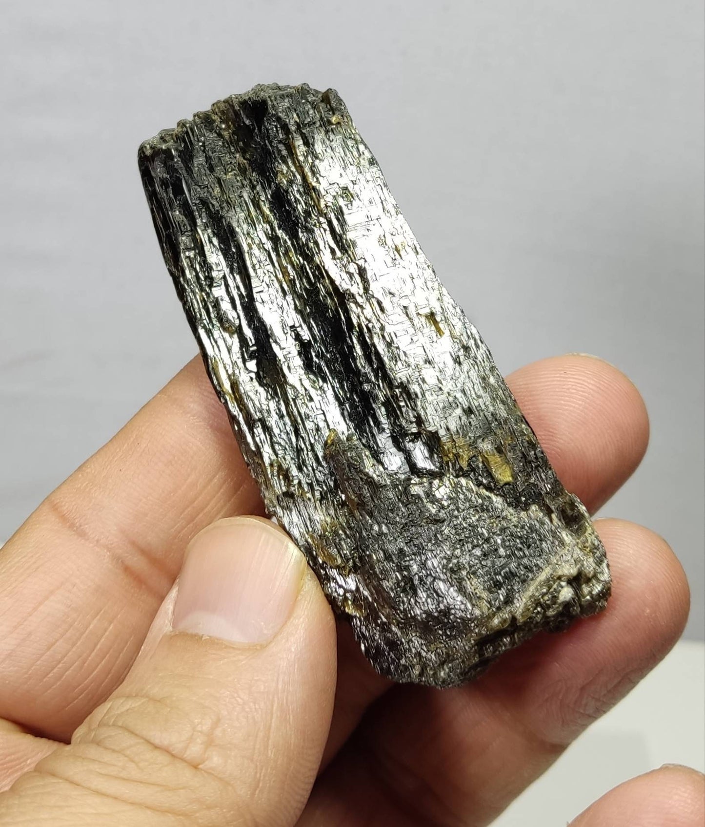 Epidote crystal 59 grams