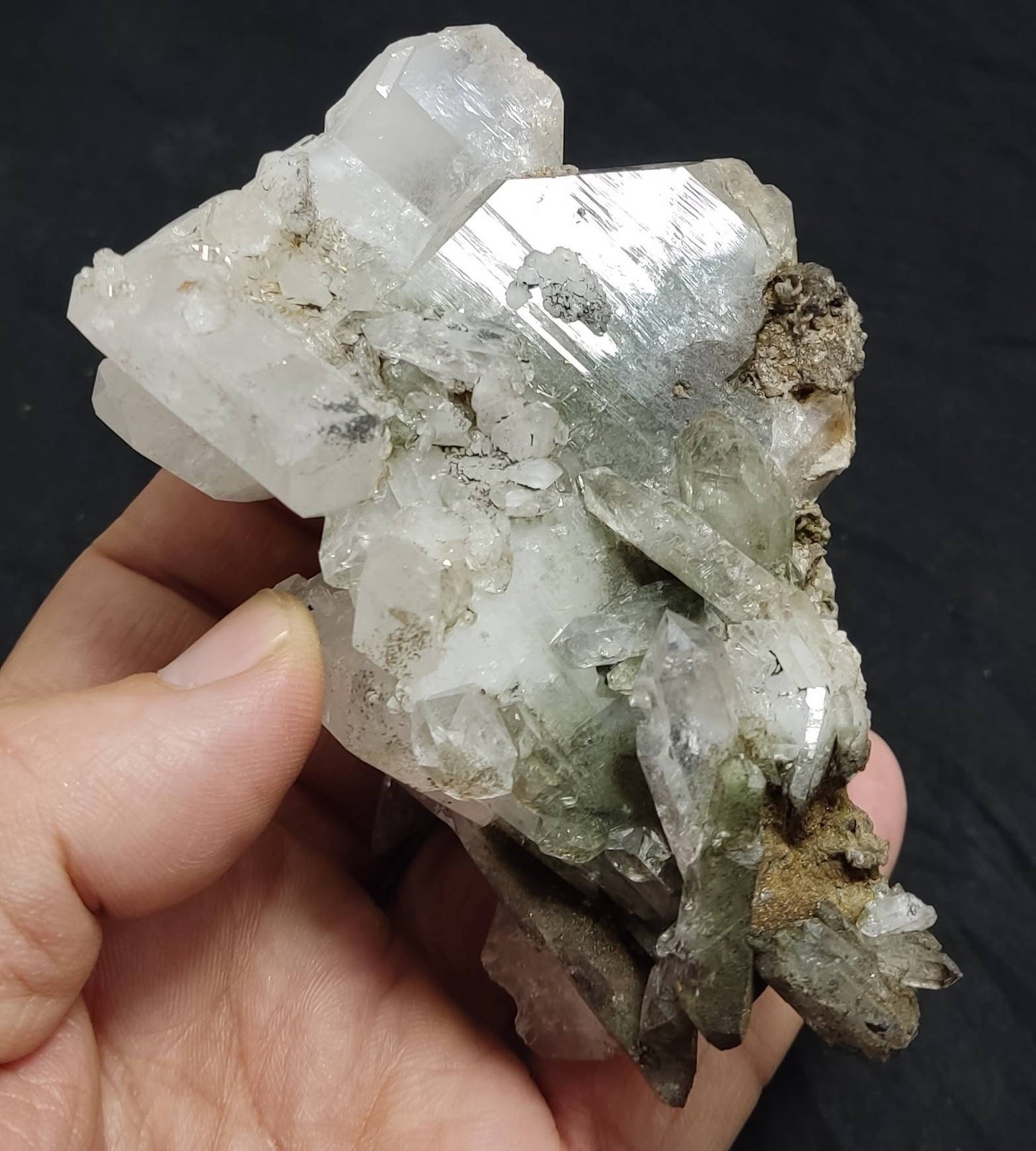 An Aesthetic Natural beautifully terminated Chlorite Quartz crystals cluster 318 grams