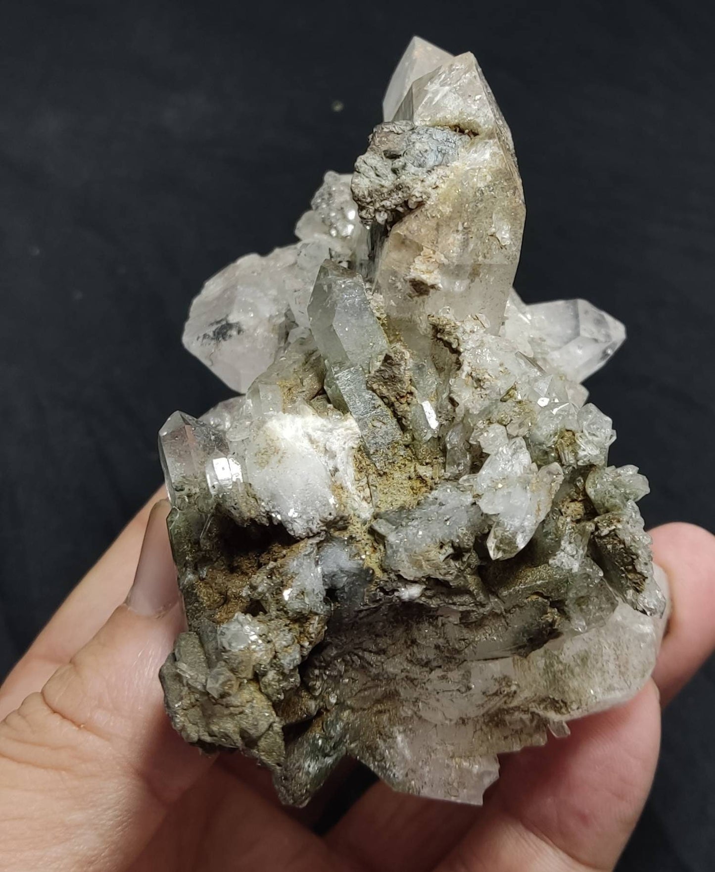 An Aesthetic Natural beautifully terminated Chlorite Quartz crystals cluster 318 grams