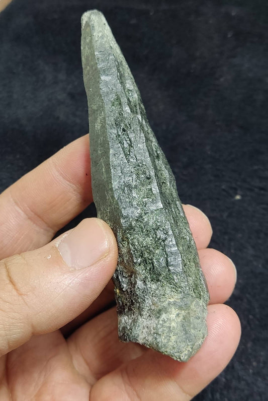 Terminated Chlorite Quartz crystal specimen 75 grams