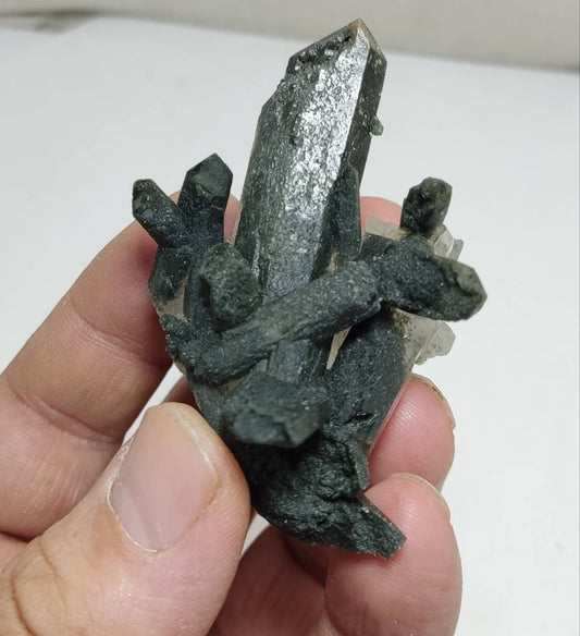An Aesthetic Natural crystals cluster of beautifully terminated Chlorite Quartz 76 grams