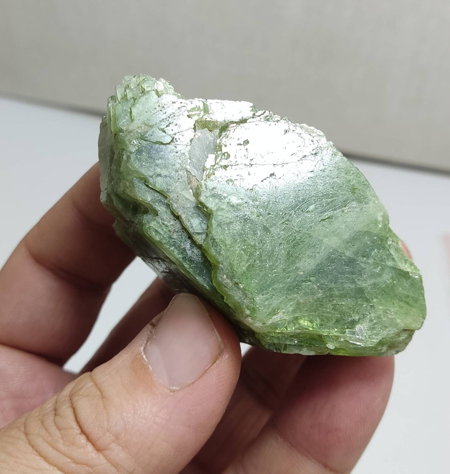 Green diopside crystal 132 grams