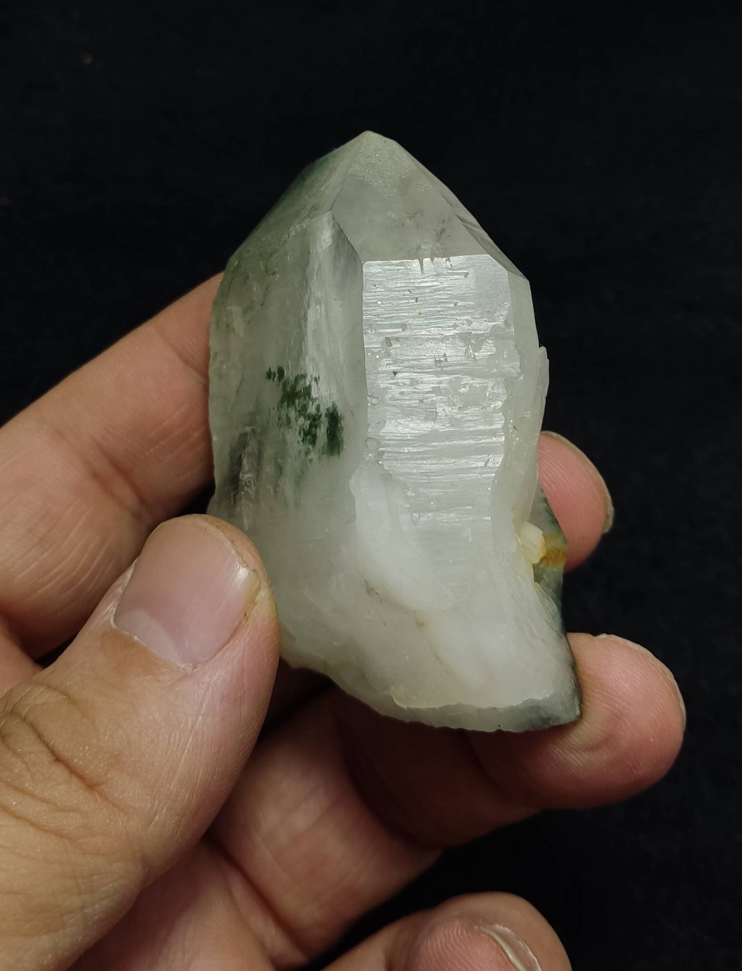 chlorite Quartz Crystal 105 grams