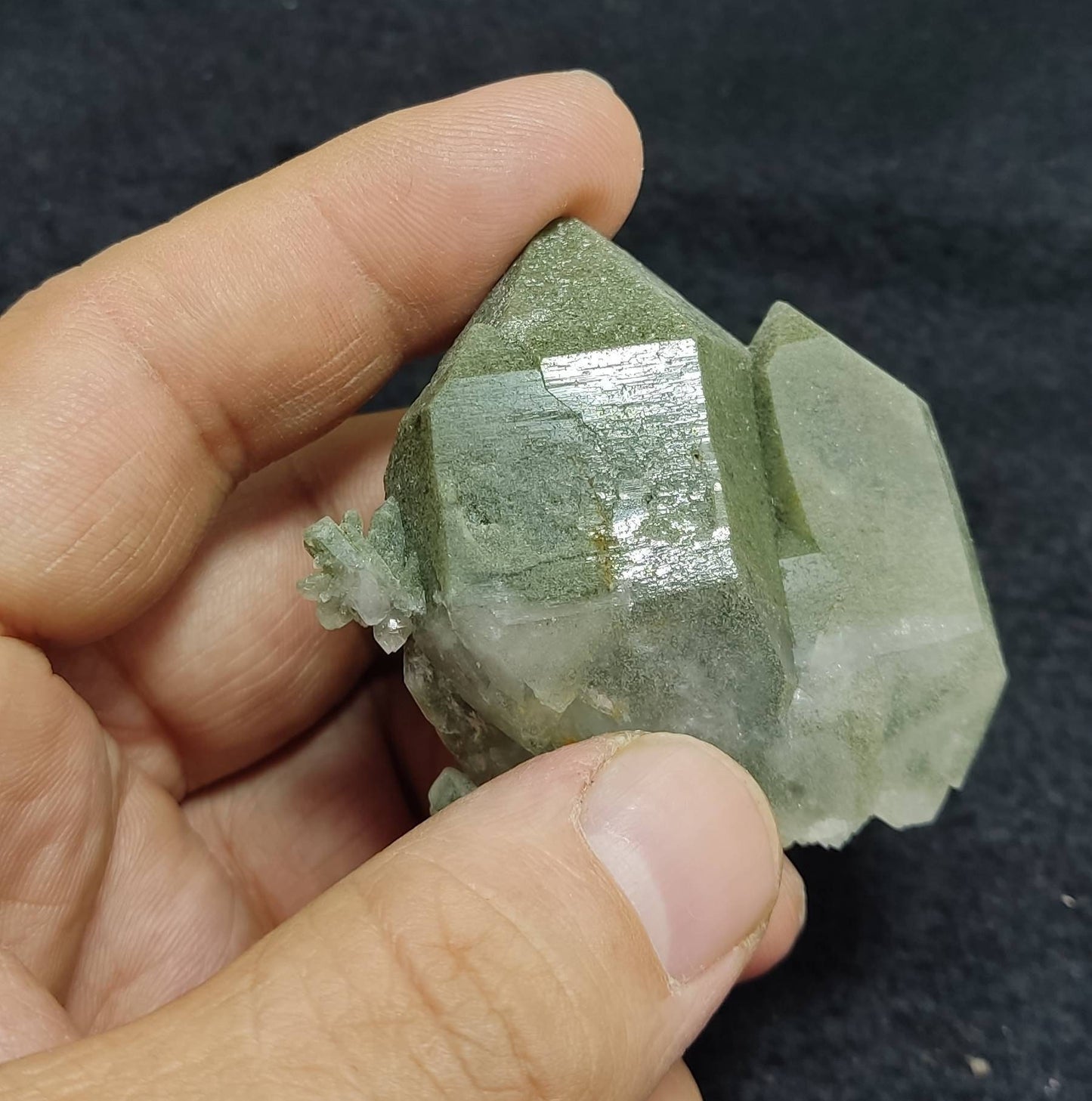 An Aesthetic Natural crystal of beautifully terminated Chlorite Quartz 65 gram
