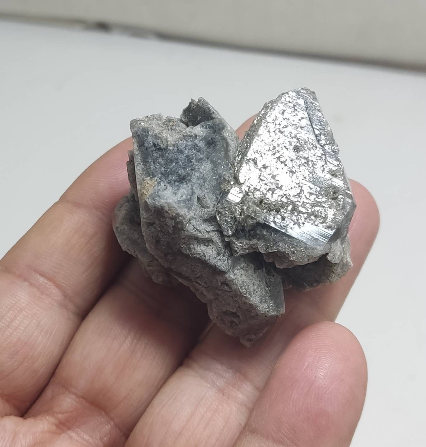 Terminated lodolite quartz 60 grams