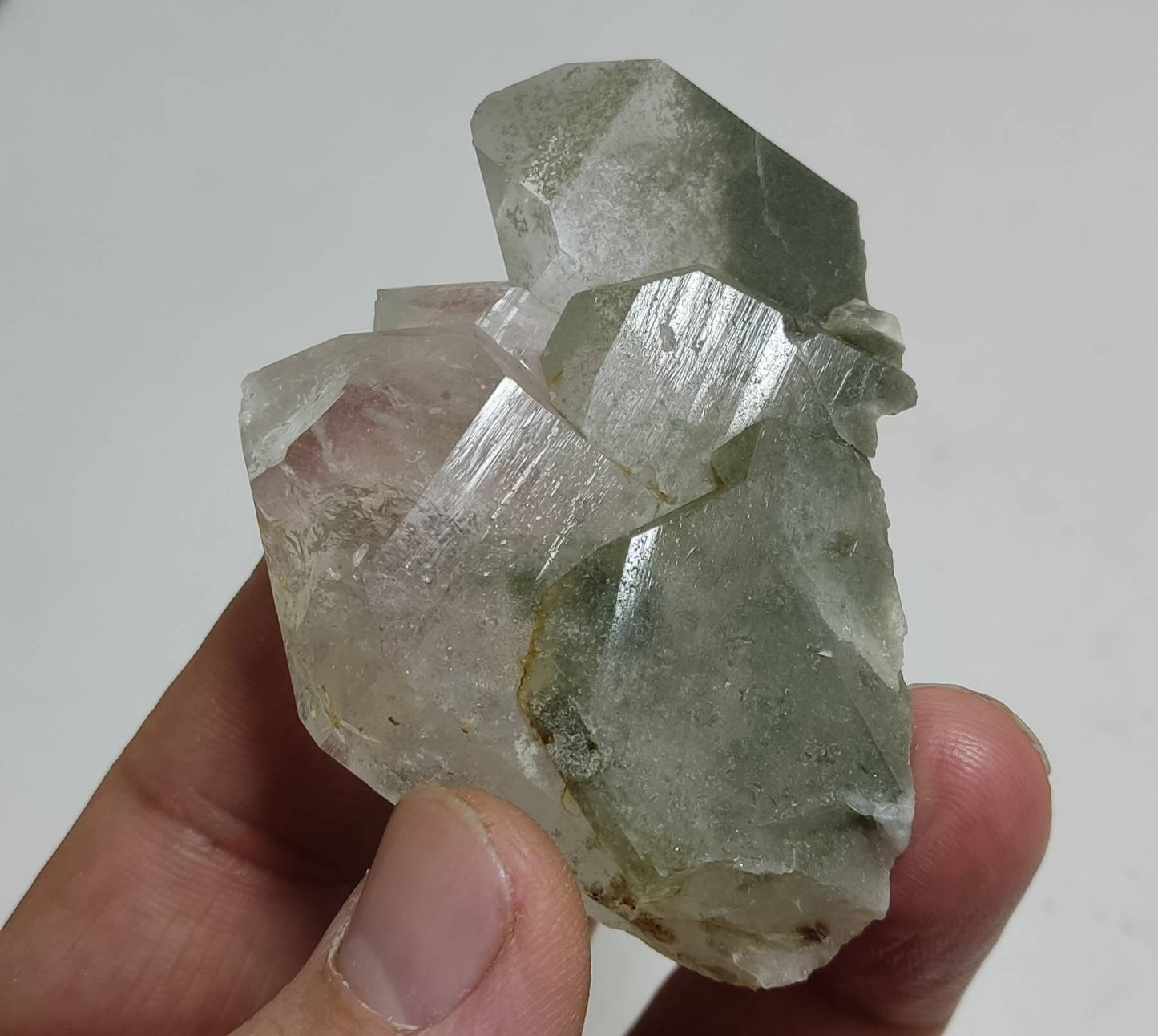 Natural terminated Chlorite Quartz 90 gram
