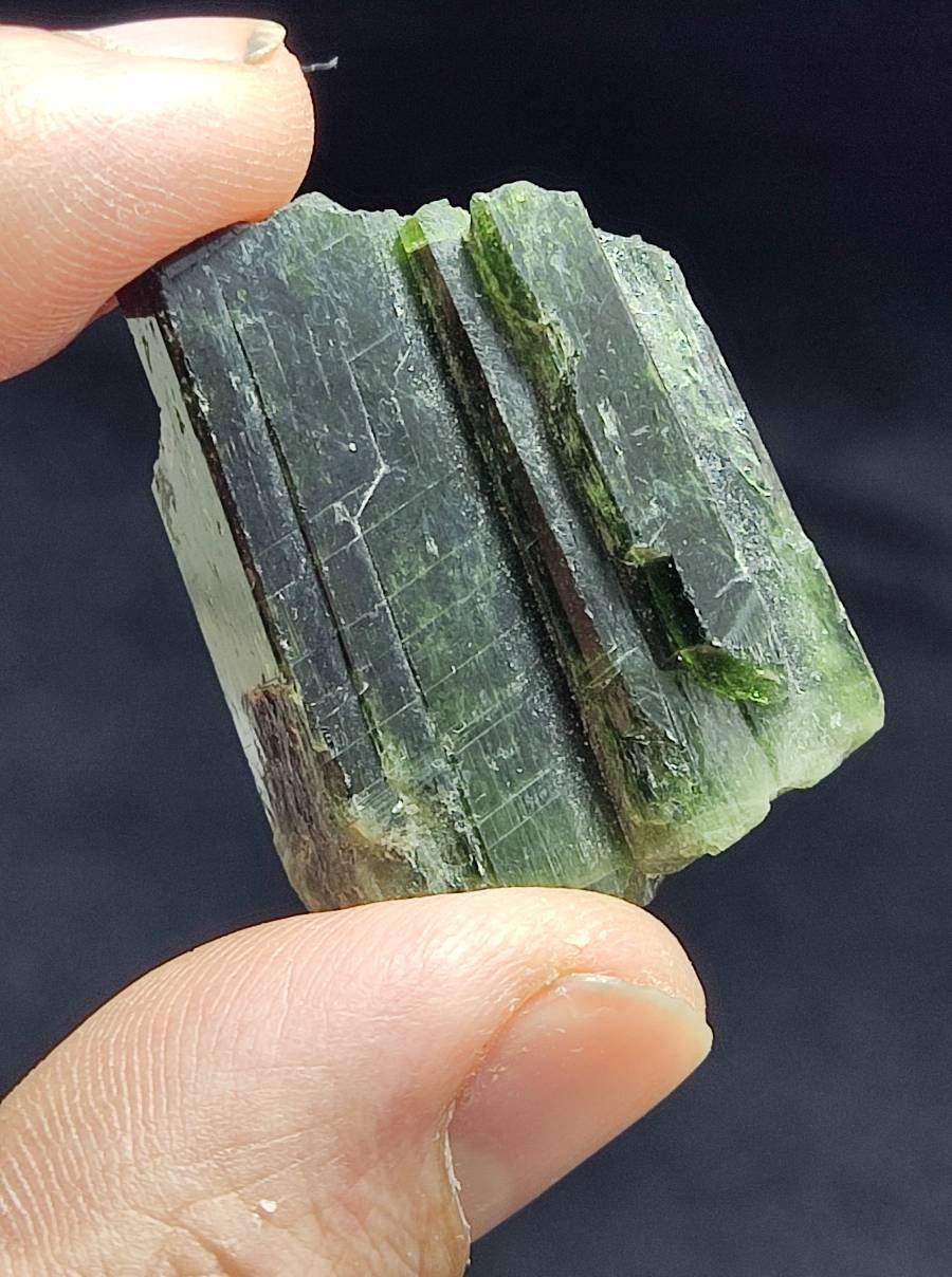 An amazing specimen of diopside crystal 40 grams