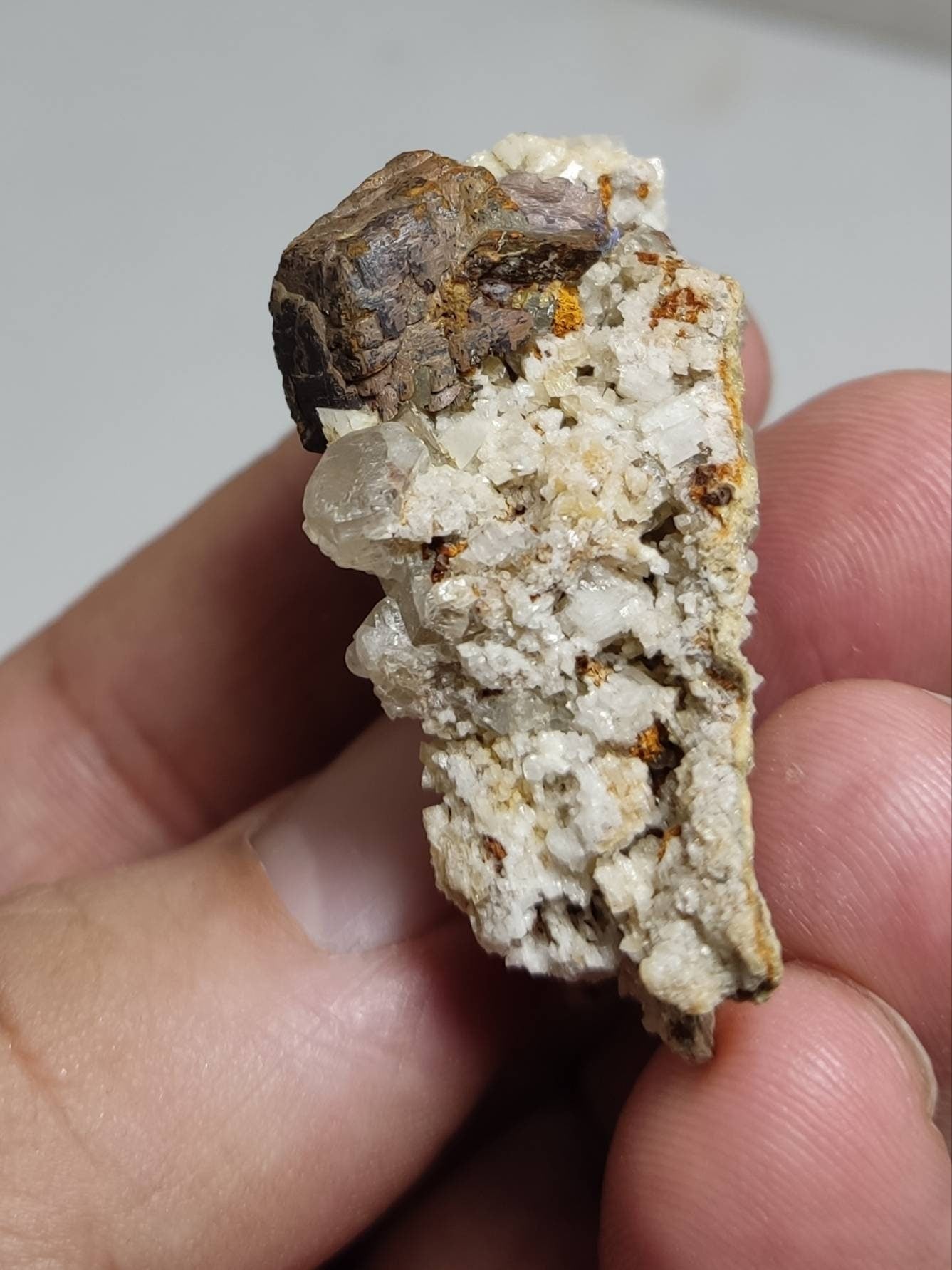 Natural siderite and Apatite on matrix 21 grams